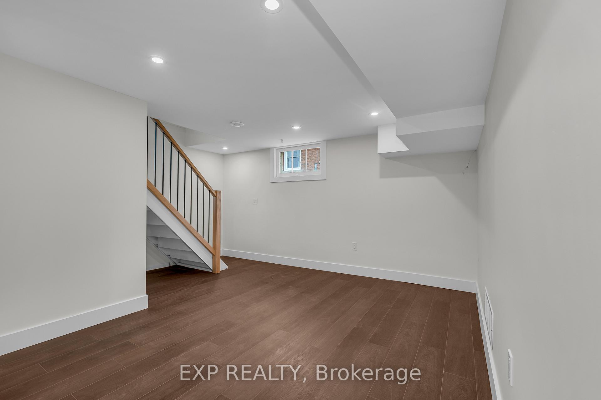 Photo 5 of Unit B, 617 Vine Street, St. Catharines, Vine/Linwell — HOMEH