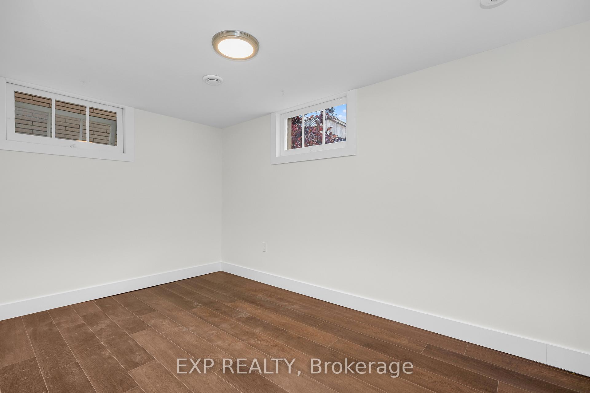 Photo 12 of Unit B, 617 Vine Street, St. Catharines, Vine/Linwell — HOMEH