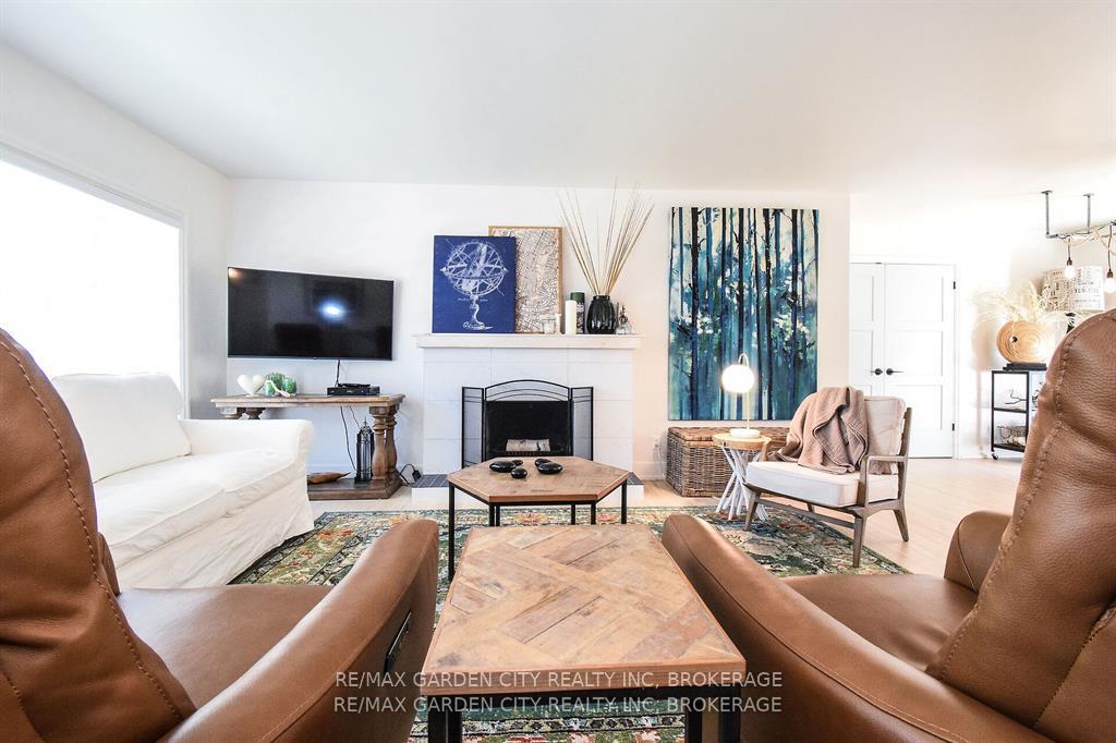 Photo 5 of 14 Elmridge Drive, St. Catharines, Glendale/Glenridge — HOMEH