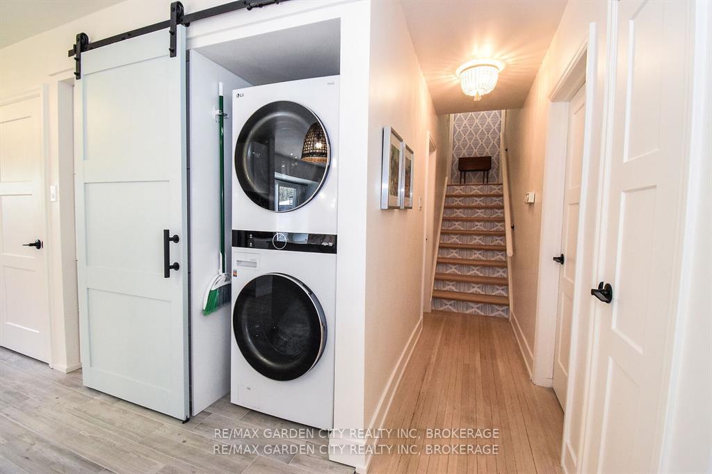 Photo 14 of 14 Elmridge Drive, St. Catharines, Glendale/Glenridge — HOMEH