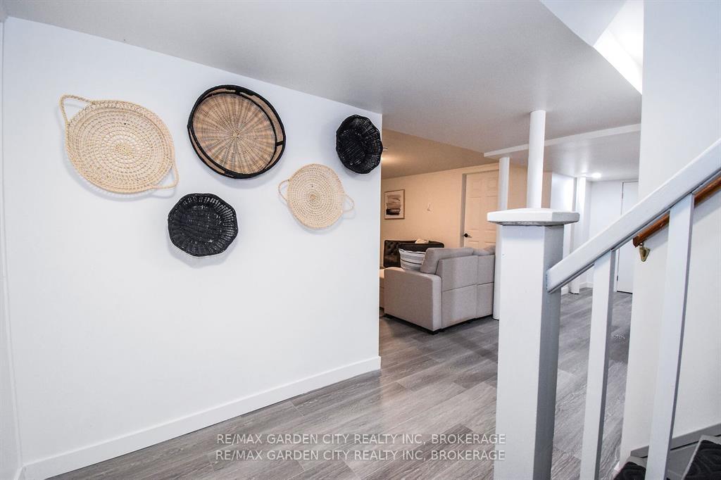 Photo 25 of 14 Elmridge Drive, St. Catharines, Glendale/Glenridge — HOMEH