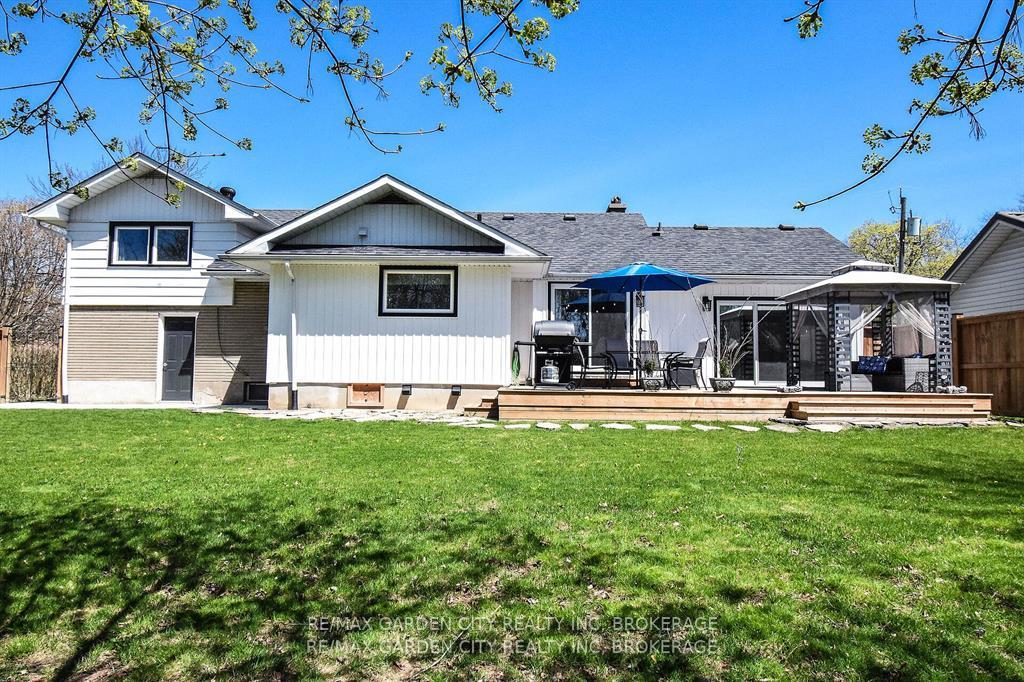 Photo 32 of 14 Elmridge Drive, St. Catharines, Glendale/Glenridge — HOMEH