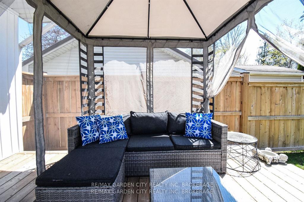 Photo 36 of 14 Elmridge Drive, St. Catharines, Glendale/Glenridge — HOMEH