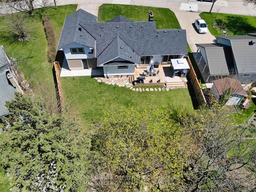 Photo 38 of 14 Elmridge Drive, St. Catharines, Glendale/Glenridge — HOMEH