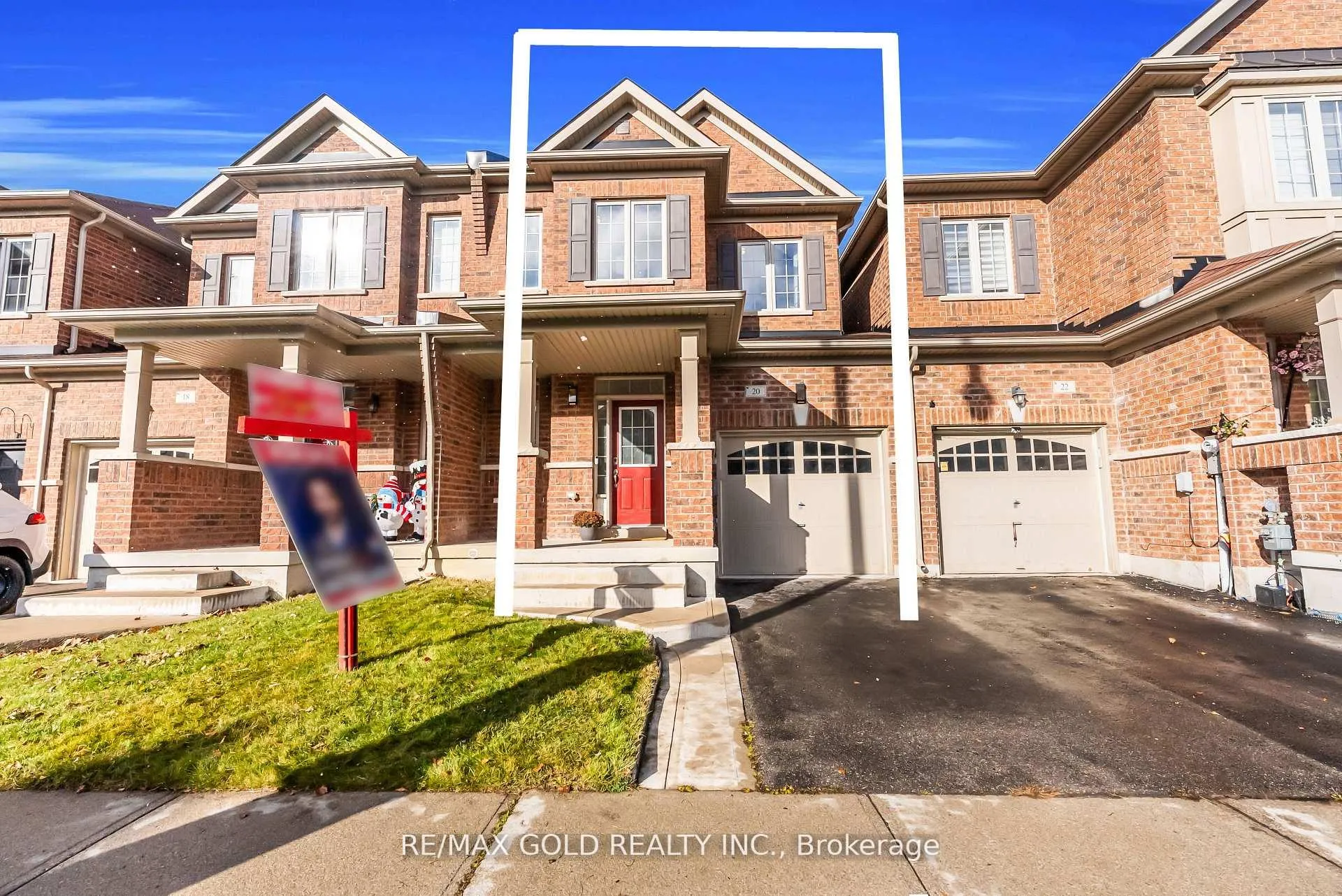 Photo 3 of 20 Pritchard Road, Brampton, Northwest Brampton — HOMEH