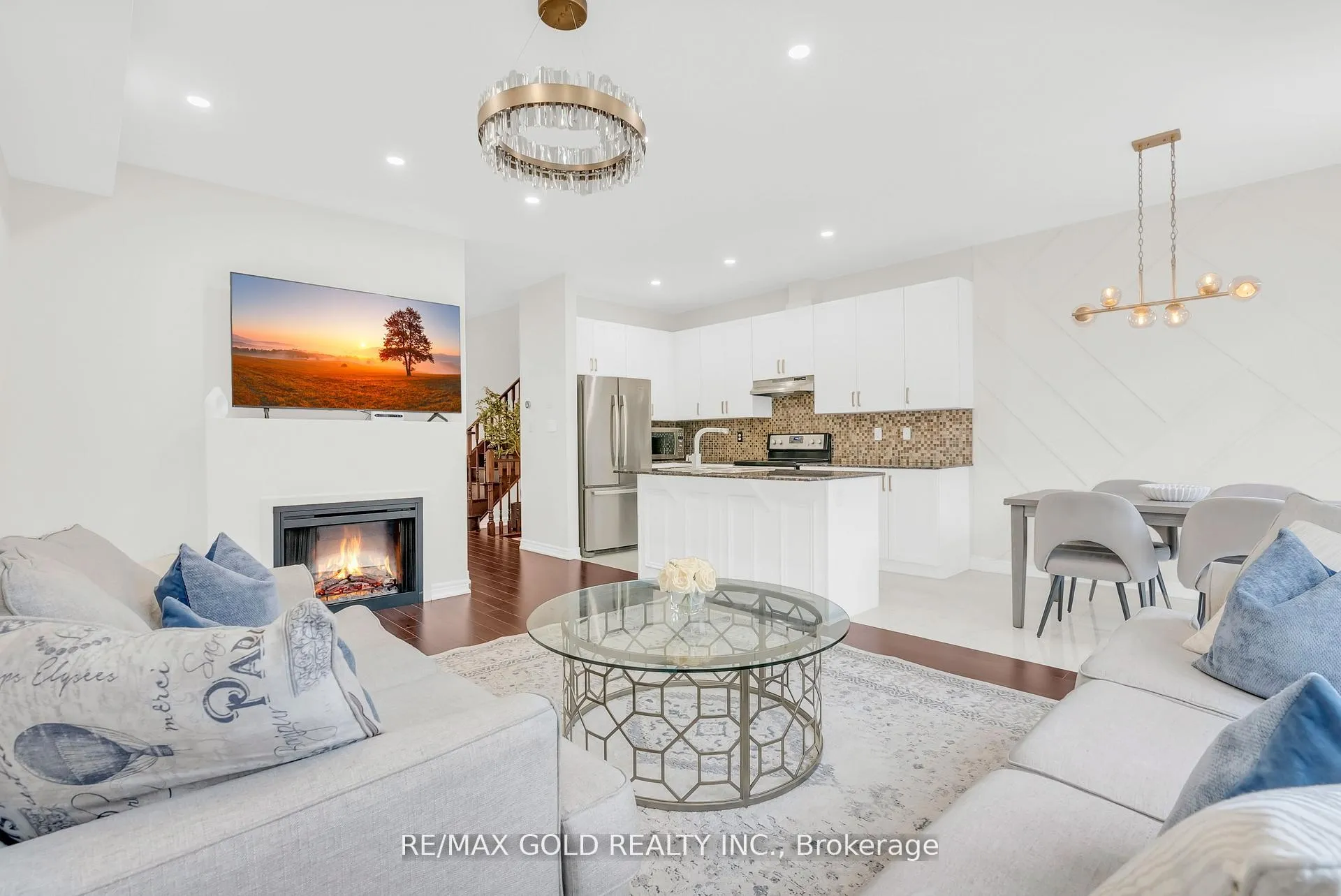 Photo 12 of 20 Pritchard Road, Brampton, Northwest Brampton — HOMEH