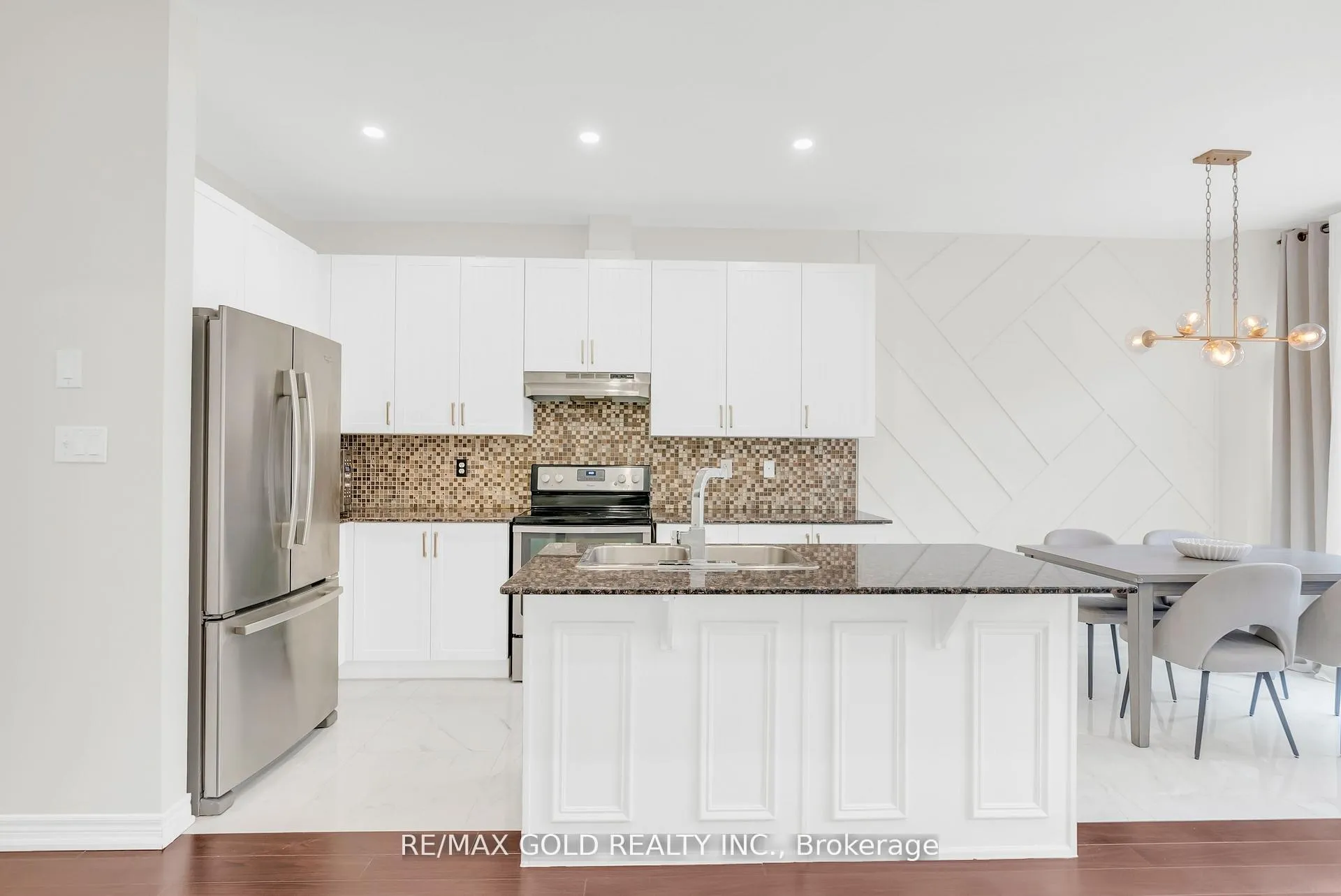 Photo 16 of 20 Pritchard Road, Brampton, Northwest Brampton — HOMEH