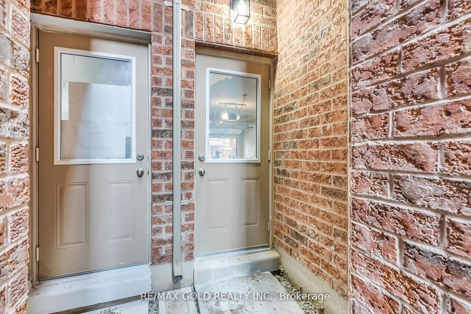 Photo 42 of 20 Pritchard Road, Brampton, Northwest Brampton — HOMEH