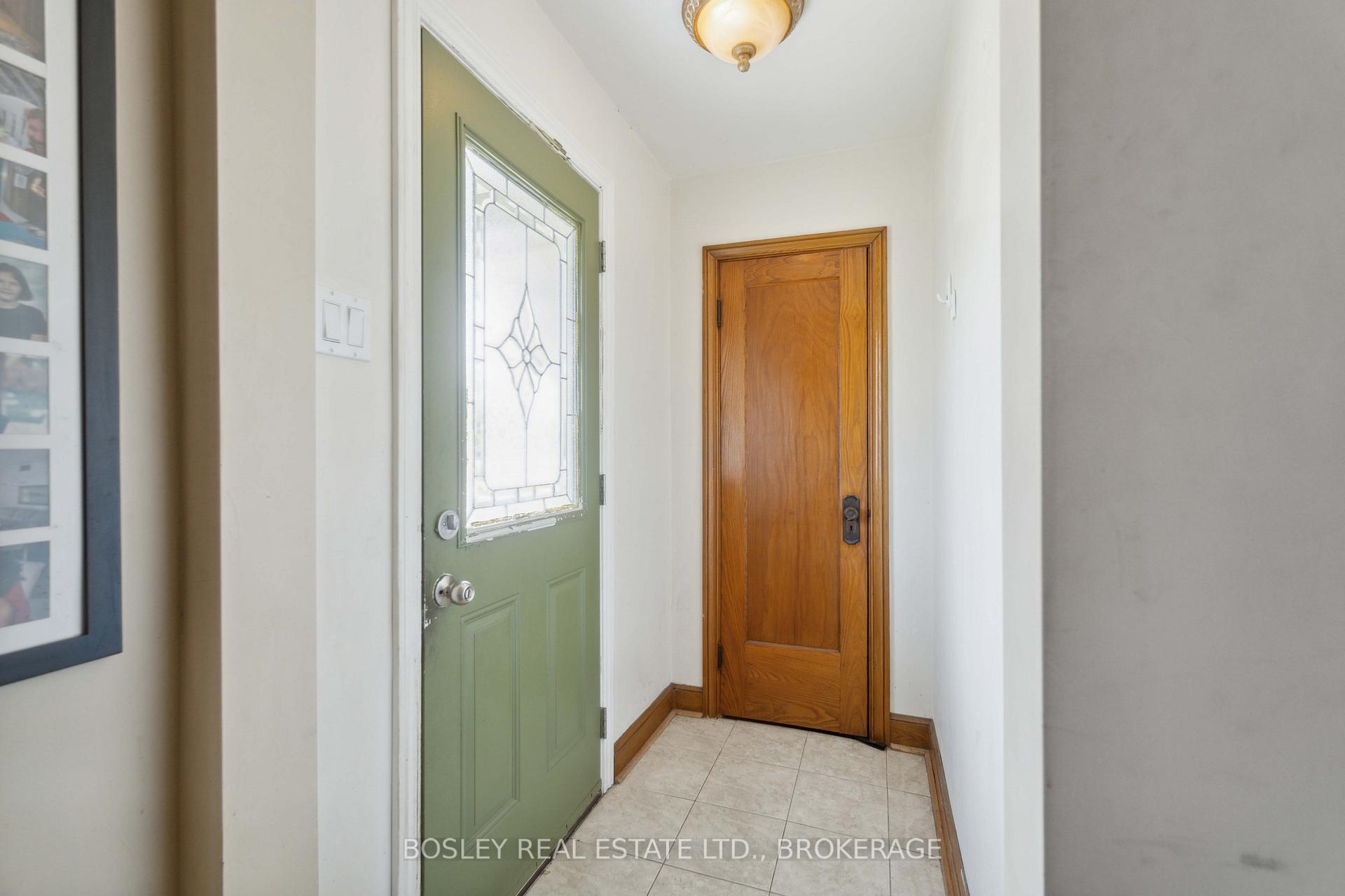 Photo 2 of 49 Fitzgerald Street, St. Catharines, Downtown — HOMEH