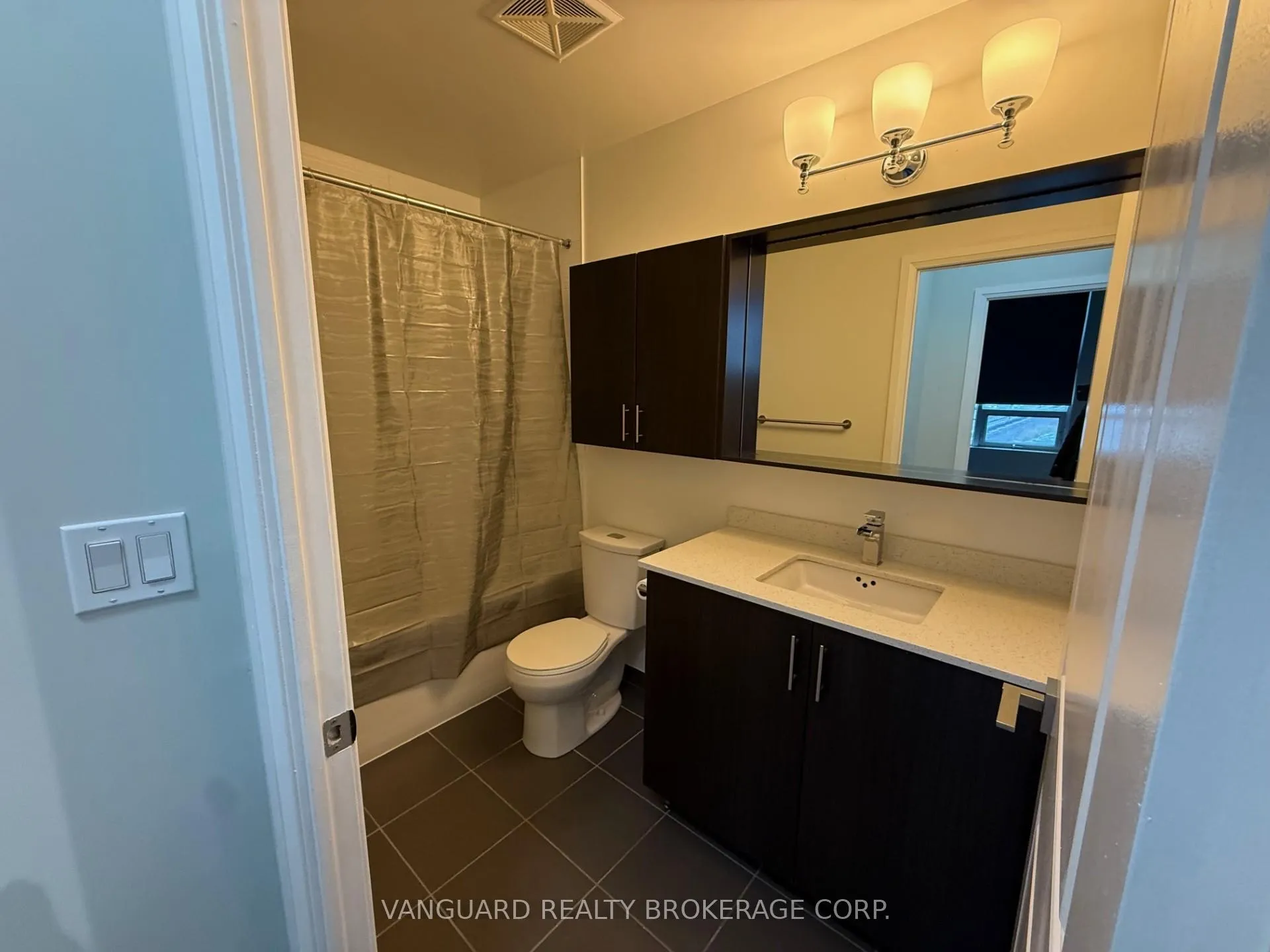 Photo 10 of Unit 316, 3600 Highway 7, Vaughan, East Woodbridge — HOMEH