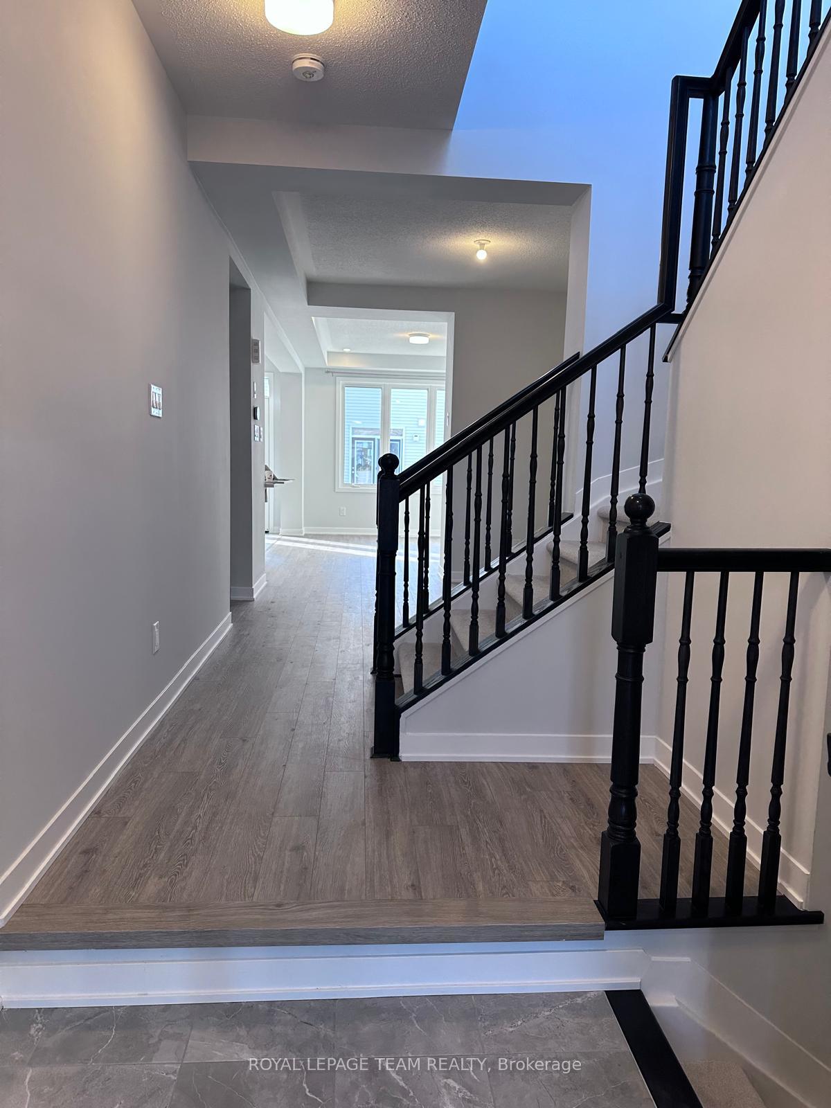 Photo 7 of 1074 Curraglass Walk, Ottawa, Stittsville (North) — HOMEH