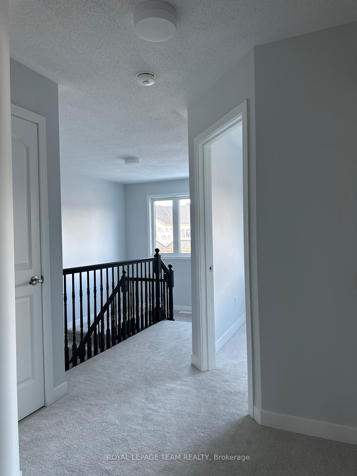 Photo 8 of 1074 Curraglass Walk, Ottawa, Stittsville (North) — HOMEH