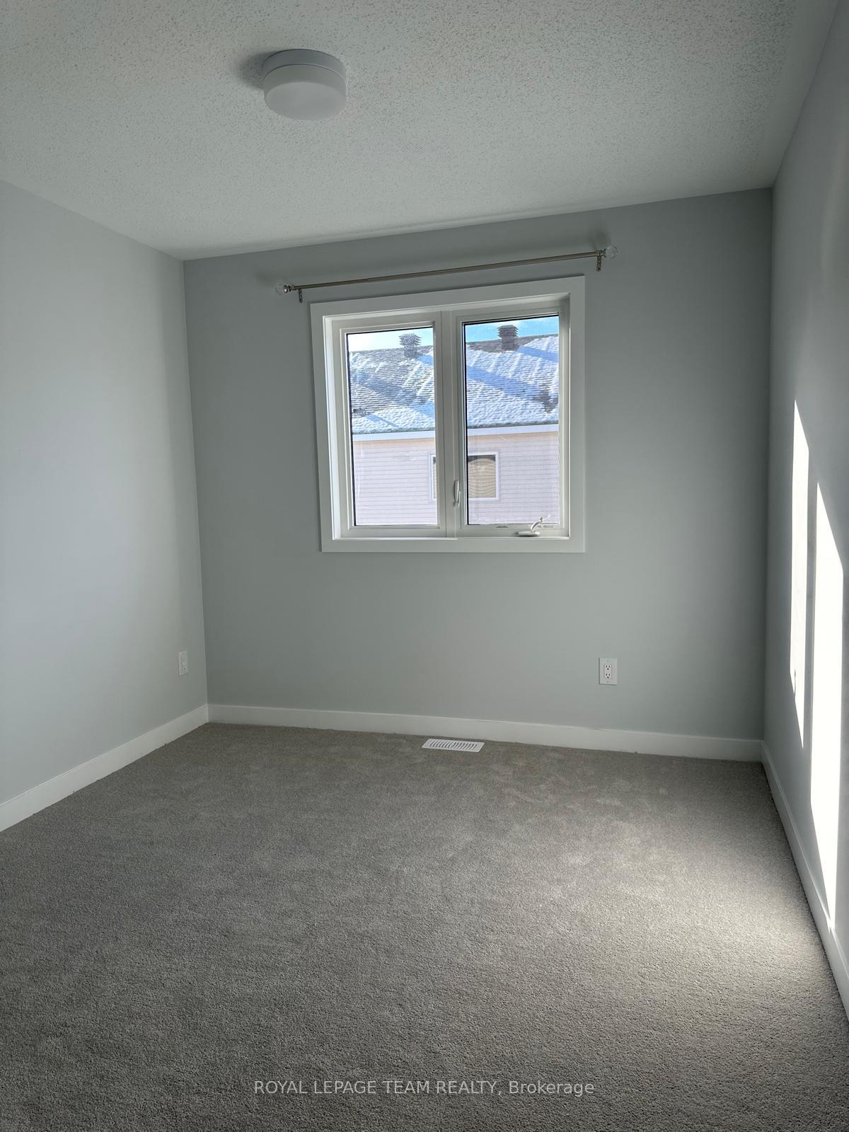 Photo 18 of 1074 Curraglass Walk, Ottawa, Stittsville (North) — HOMEH