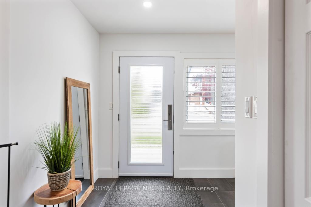 Photo 7 of 27 Ann Street, St. Catharines, Port Dalhousie — HOMEH
