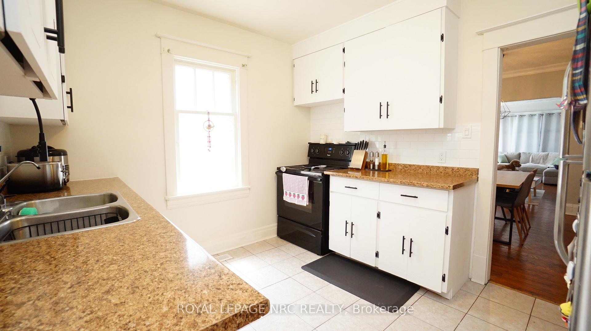 Photo 7 of 5 Trapnell Street, St. Catharines, E. Chester — HOMEH