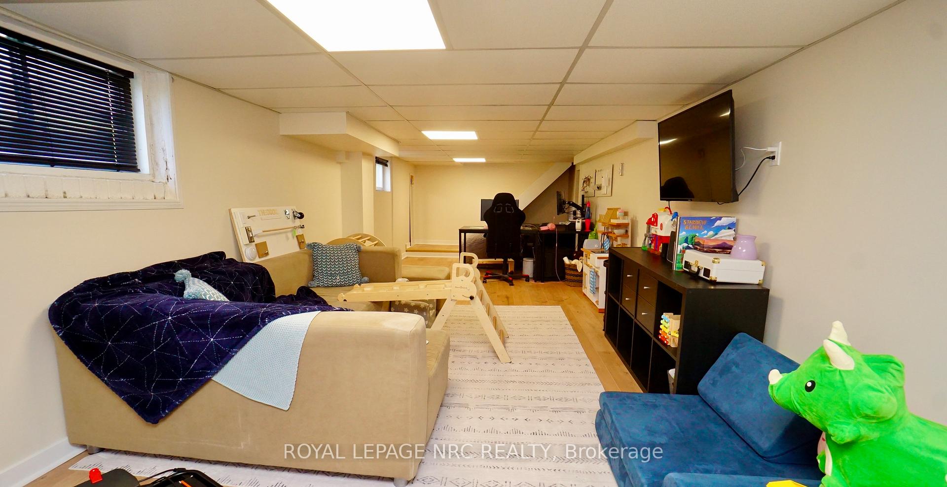 Photo 16 of 5 Trapnell Street, St. Catharines, E. Chester — HOMEH