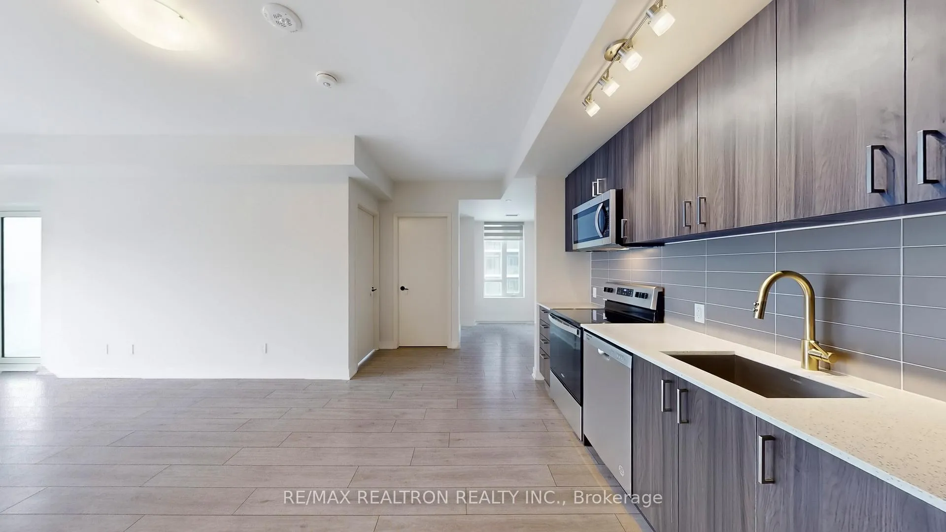 Photo 14 of Unit 807, 8010 Derry Road W, Milton, Coates — HOMEH
