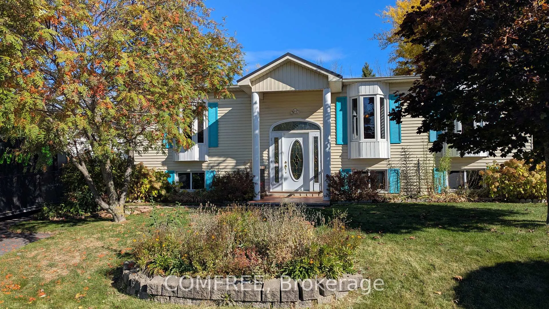 Photo 1 of 9 Woodwind Crescent, Ottawa, Fringewood — HOMEH