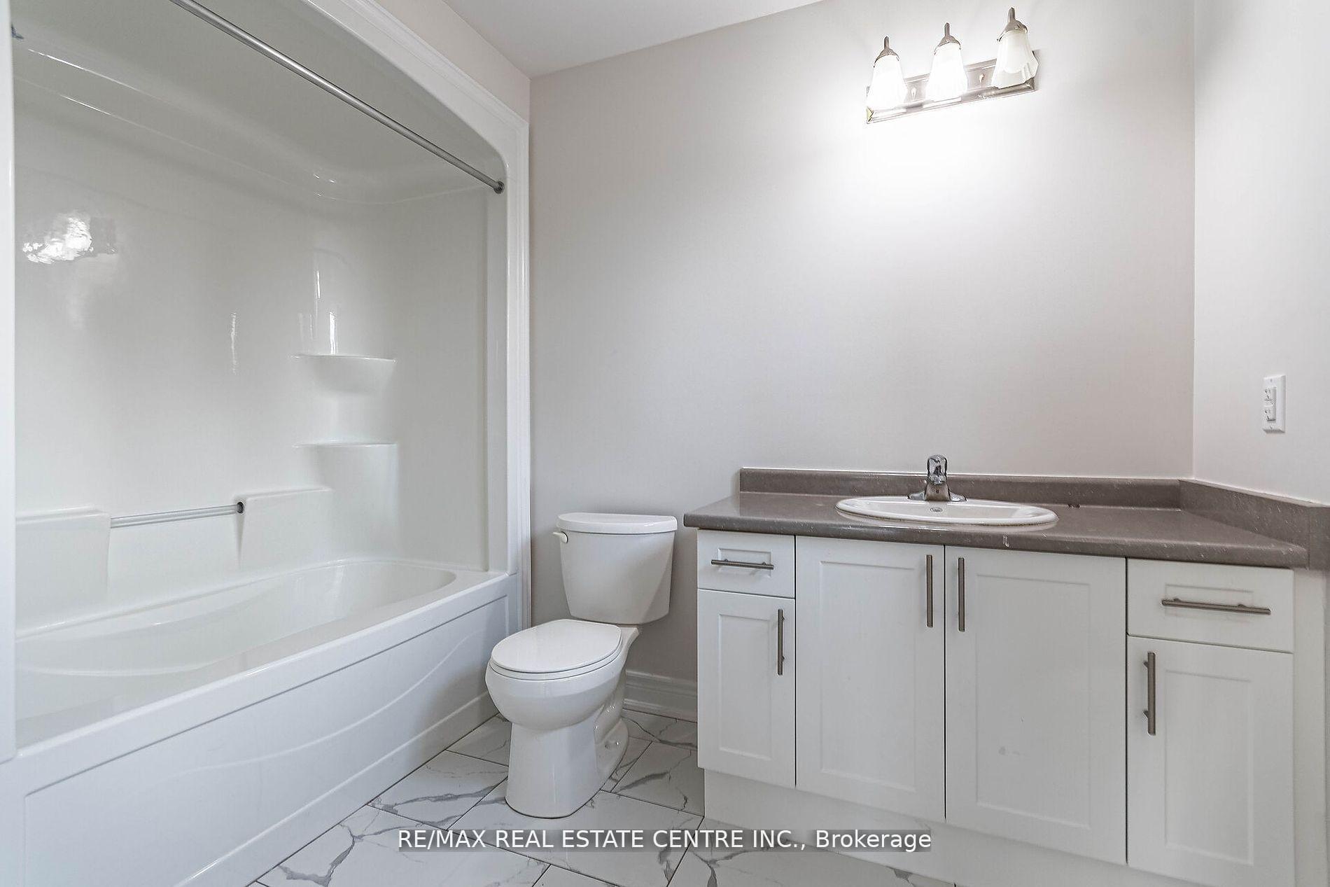 Photo 19 of 103 Manhattan Court, St. Catharines, Haig — HOMEH
