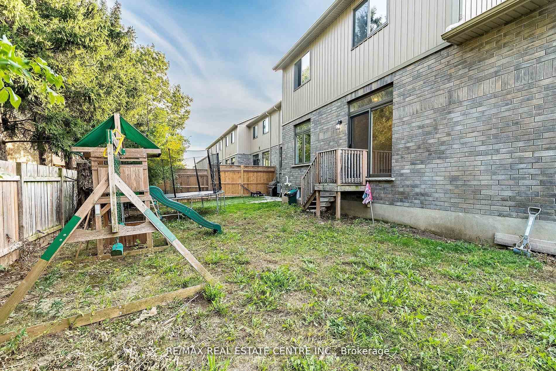 Photo 22 of 103 Manhattan Court, St. Catharines, Haig — HOMEH