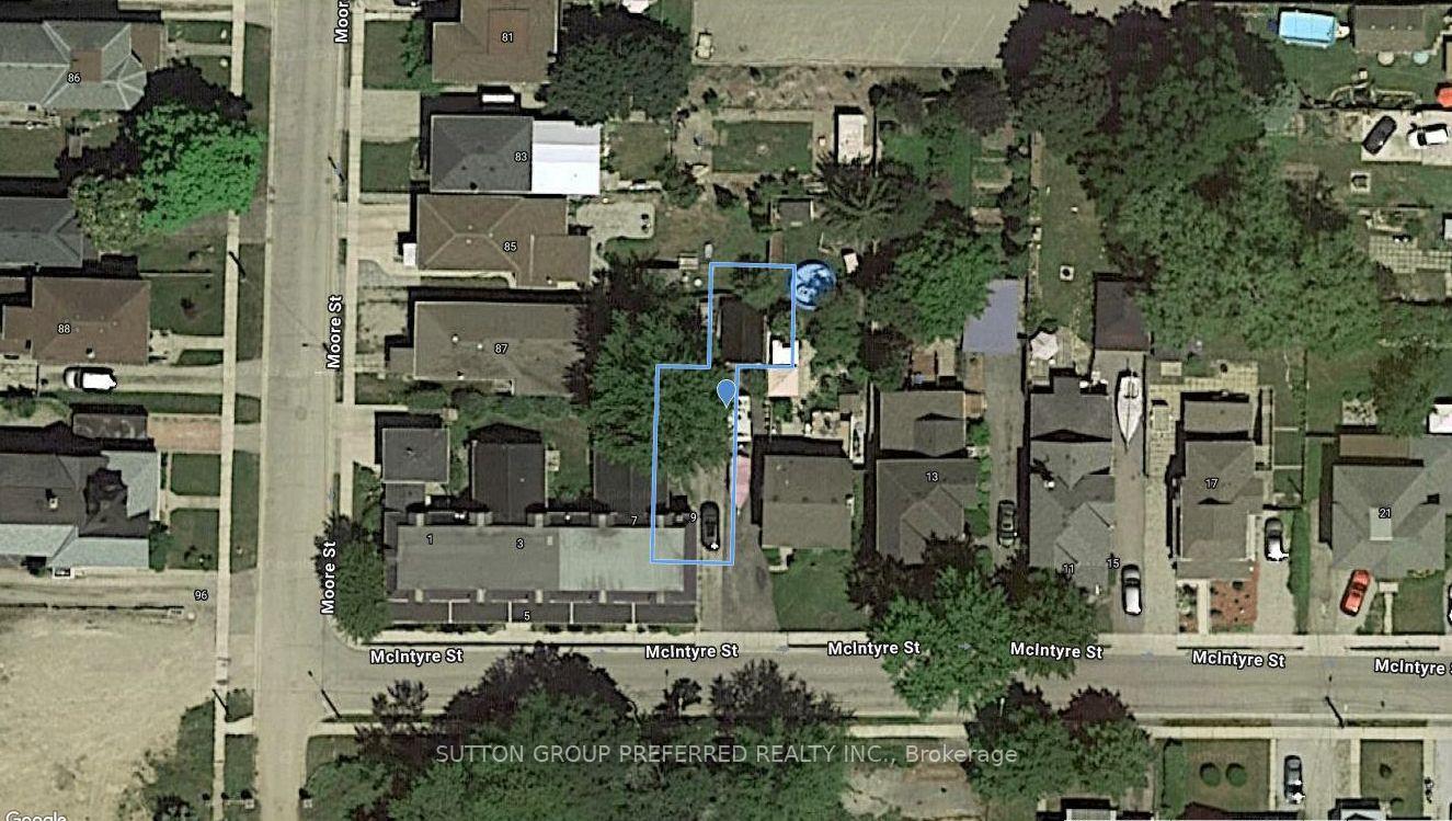 Photo 6 of 9 McIntyre Street, St. Thomas — HOMEH