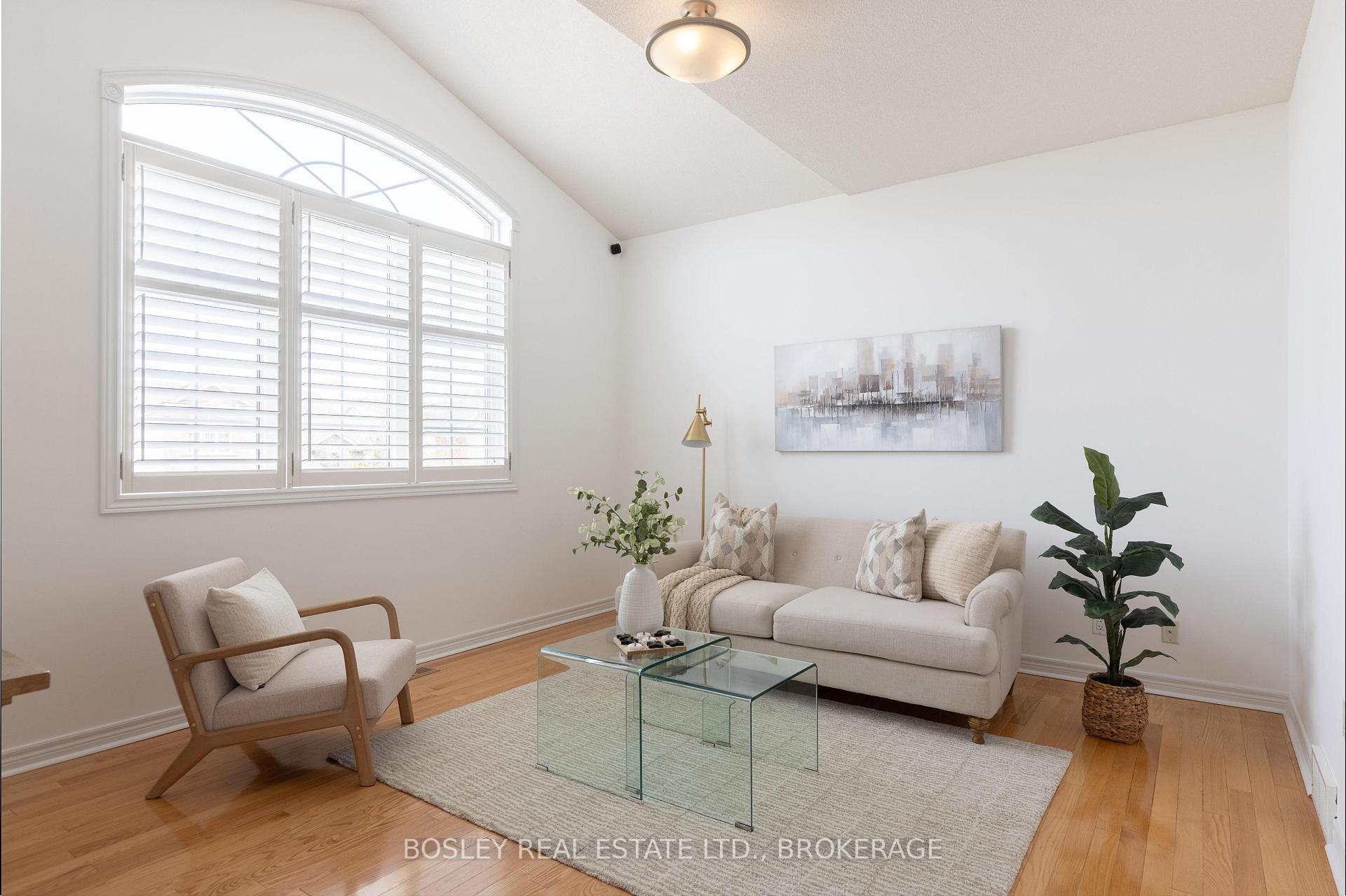 Photo 19 of 8 Damson Street, St. Catharines, Rykert/Vansickle — HOMEH