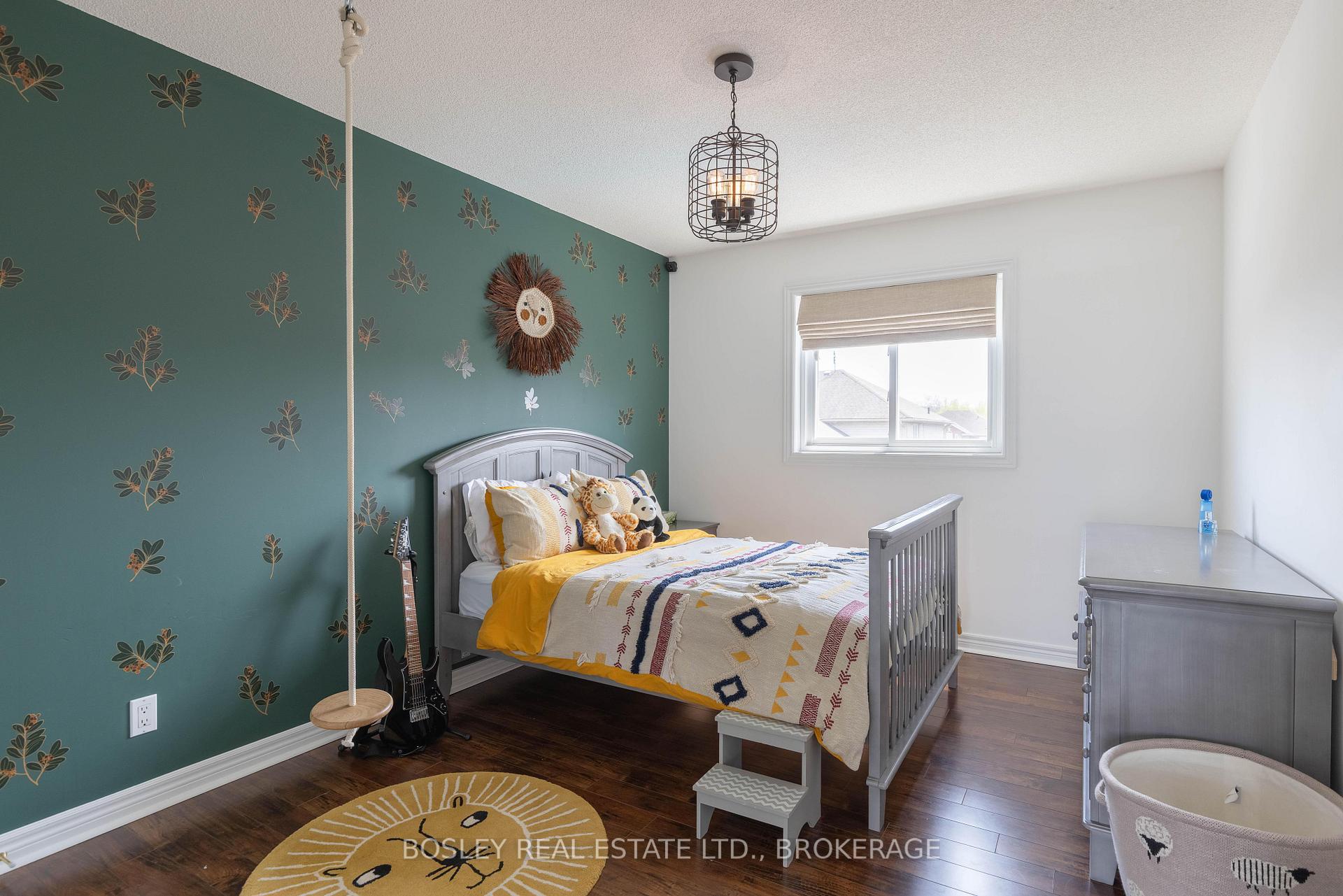 Photo 25 of 8 Damson Street, St. Catharines, Rykert/Vansickle — HOMEH