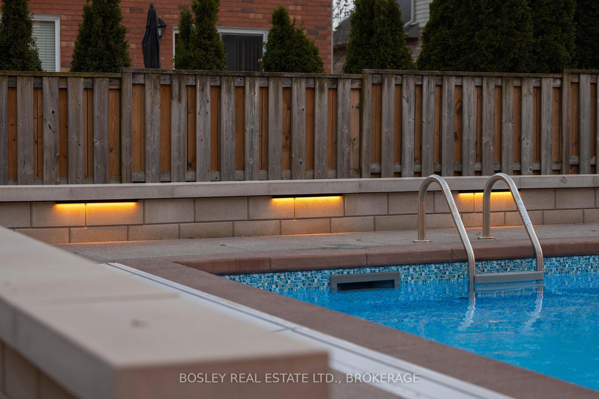 Photo 44 of 8 Damson Street, St. Catharines, Rykert/Vansickle — HOMEH