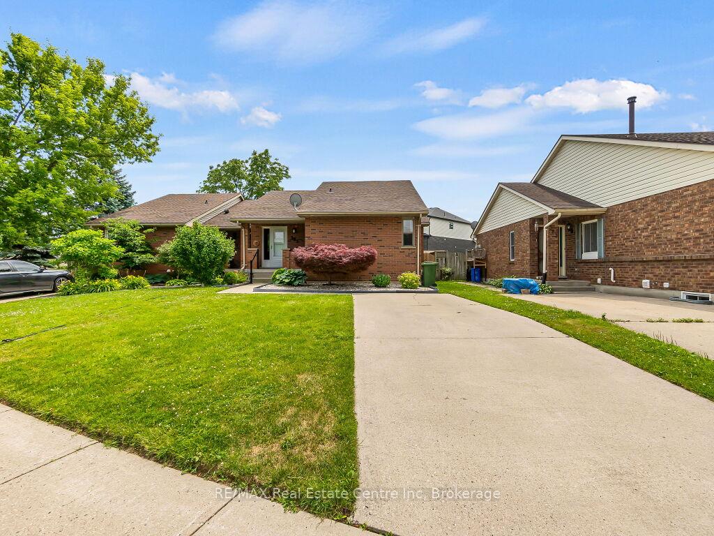 Photo 1 of 385 Highview Drive, St. Thomas — HOMEH