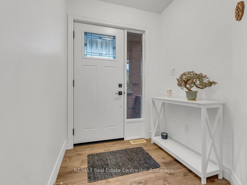 Photo 4 of 385 Highview Drive, St. Thomas — HOMEH