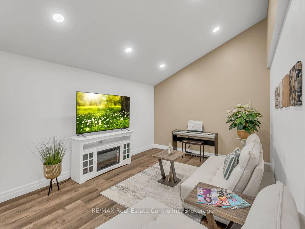 Photo 12 of 385 Highview Drive, St. Thomas — HOMEH