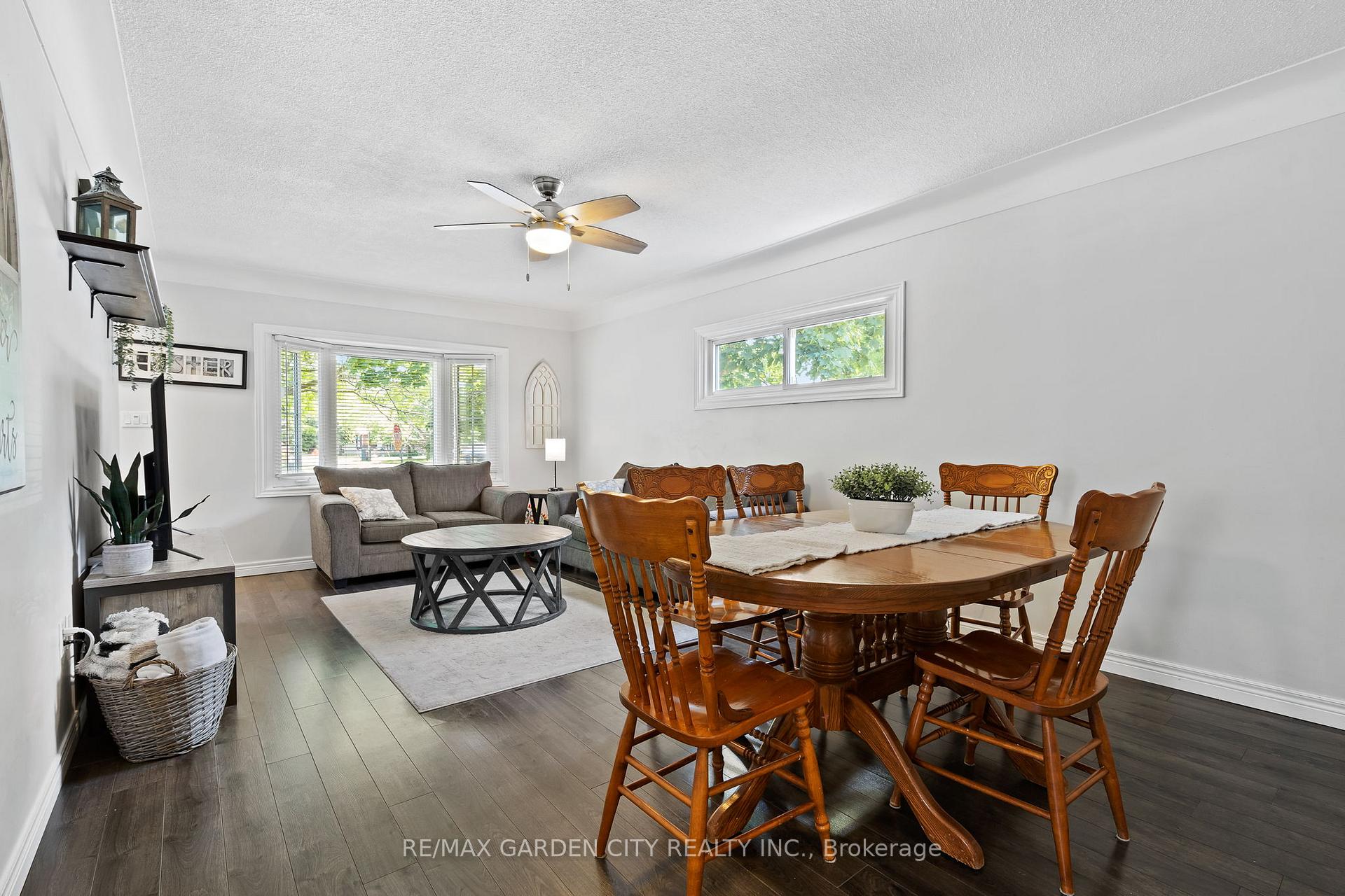 Photo 14 of 35 Marmora Street, St. Catharines, E. Chester — HOMEH