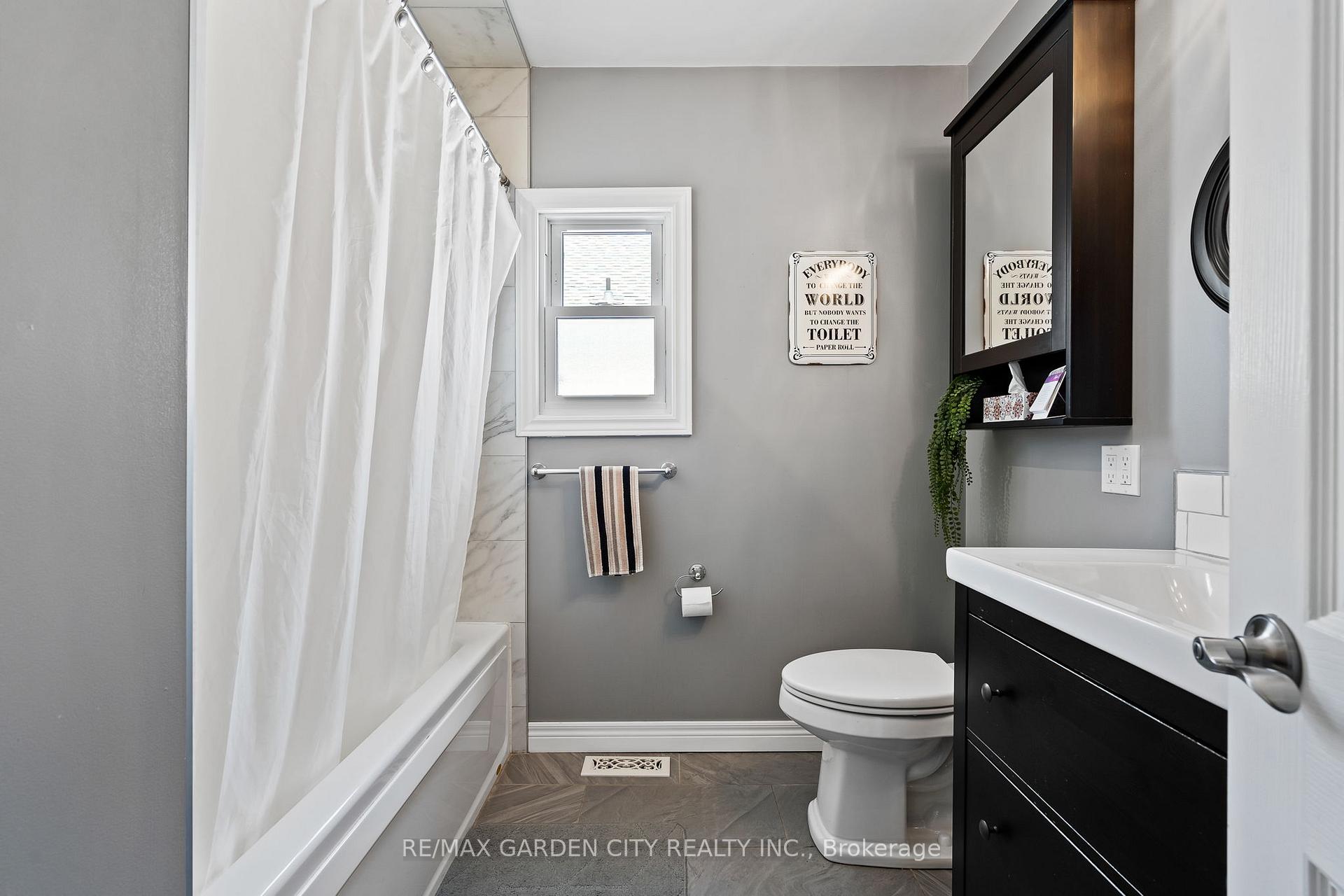 Photo 15 of 35 Marmora Street, St. Catharines, E. Chester — HOMEH
