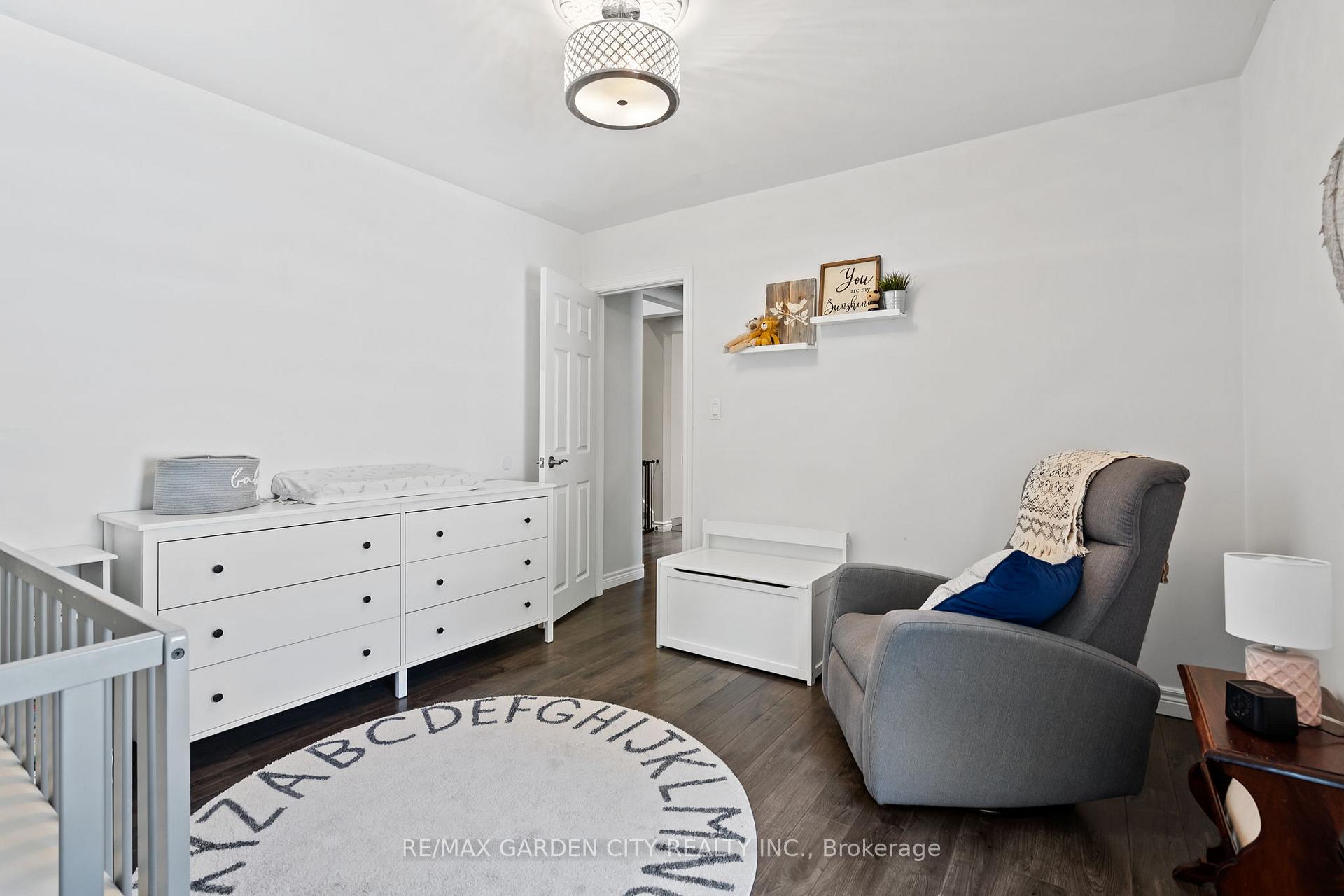 Photo 16 of 35 Marmora Street, St. Catharines, E. Chester — HOMEH