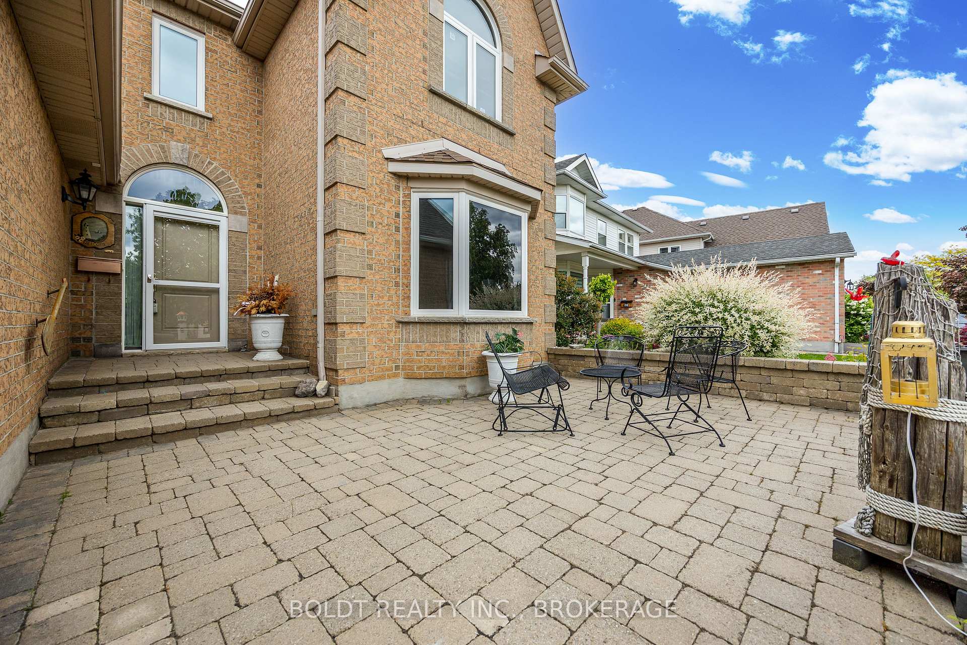 Photo 43 of 22 Westland Street, St. Catharines, Rykert/Vansickle — HOMEH