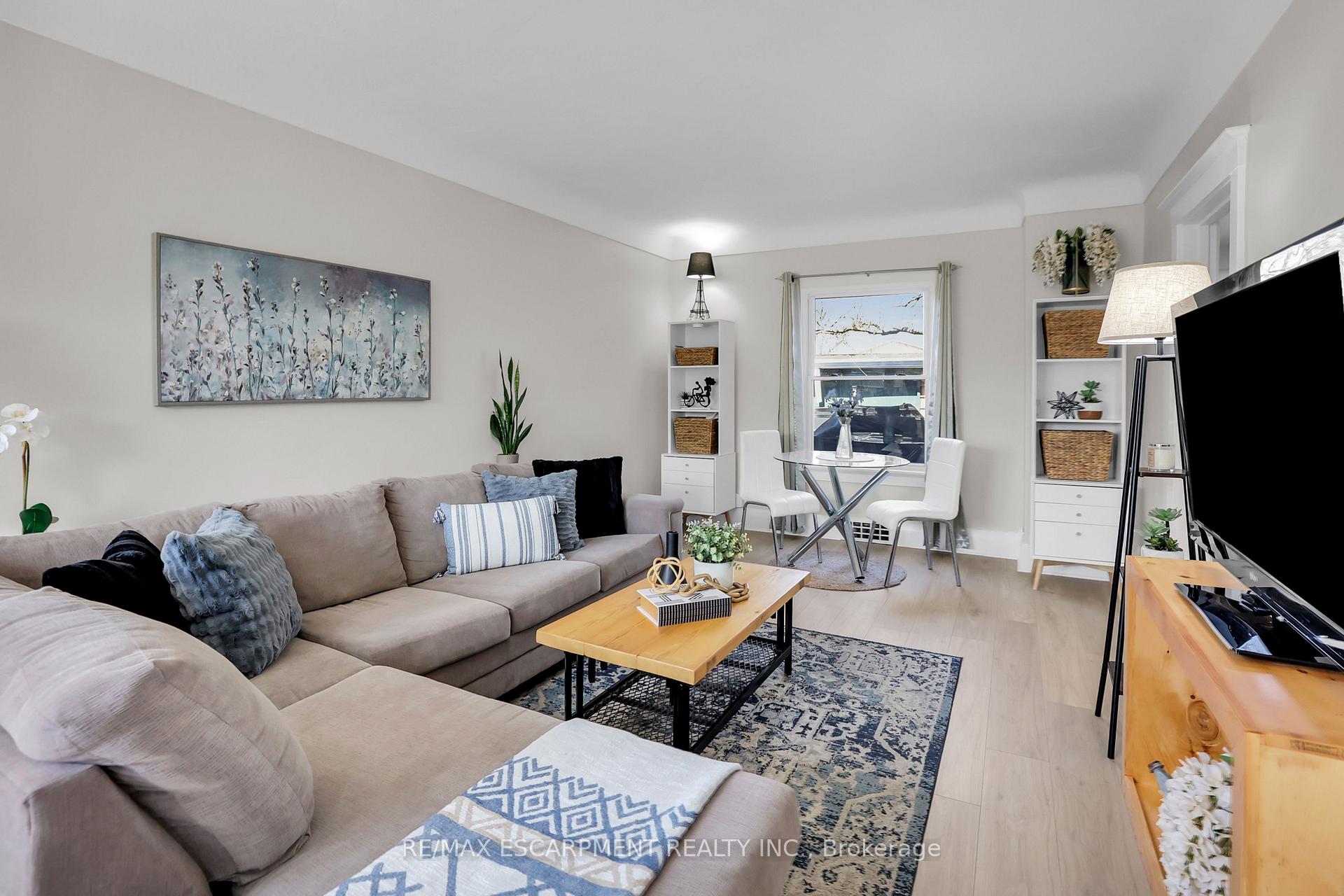 Photo 7 of 169 Beech Street, St. Catharines, Downtown — HOMEH