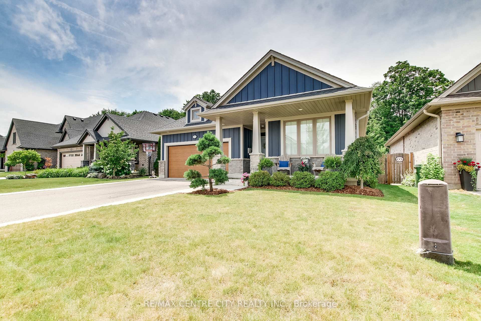 Photo 3 of 36 Acorn Trail, St. Thomas — HOMEH