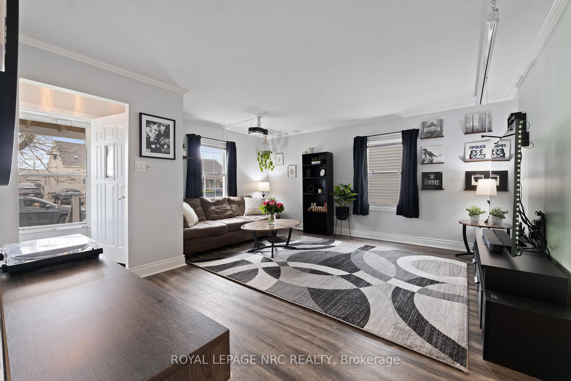 Photo 7 of 7 Lancaster Avenue, St. Catharines, E. Chester — HOMEH