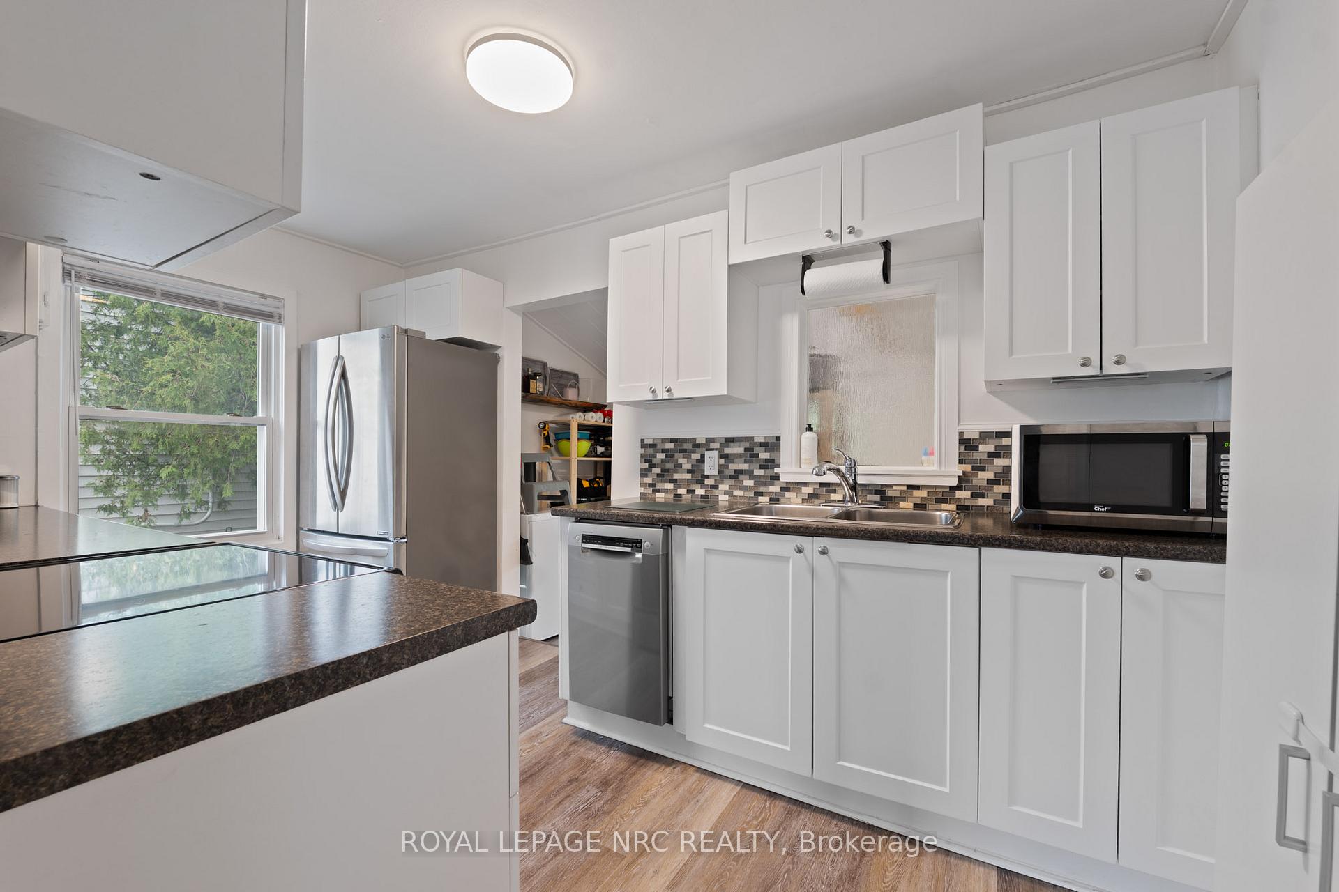 Photo 10 of 7 Lancaster Avenue, St. Catharines, E. Chester — HOMEH