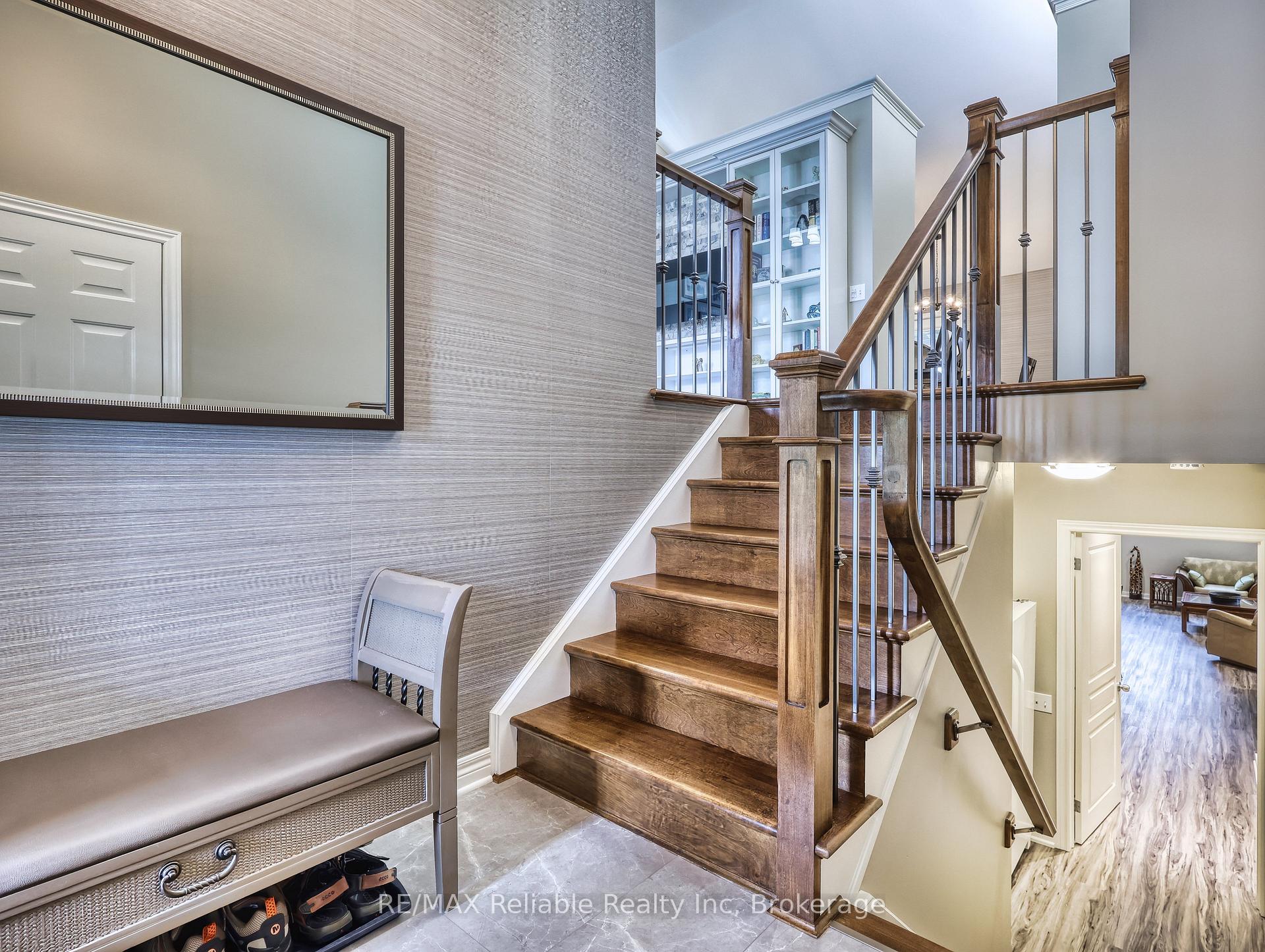 Photo 3 of 3 Montrose Street, St. Catharines, Rykert/Vansickle — HOMEH