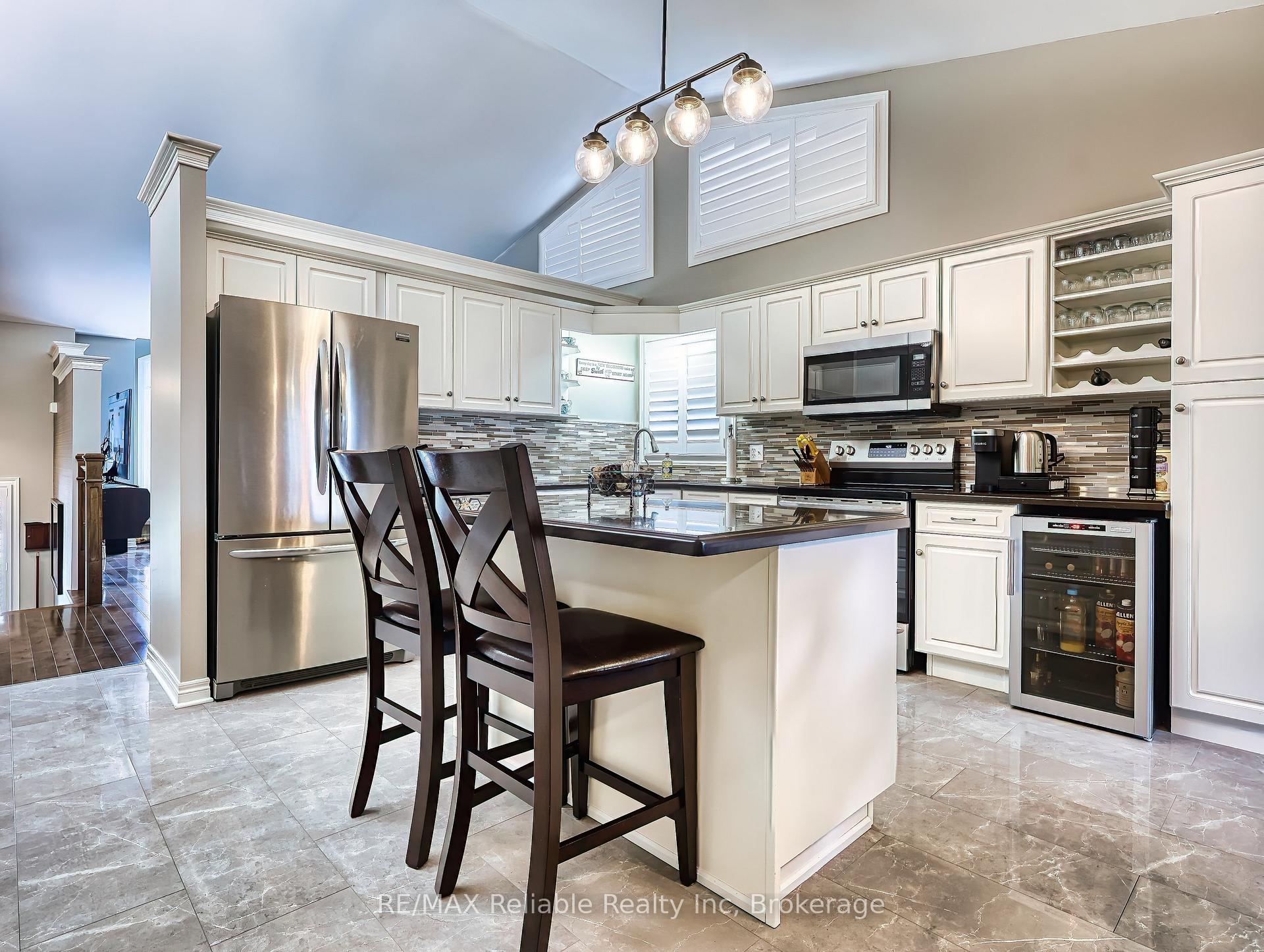 Photo 10 of 3 Montrose Street, St. Catharines, Rykert/Vansickle — HOMEH