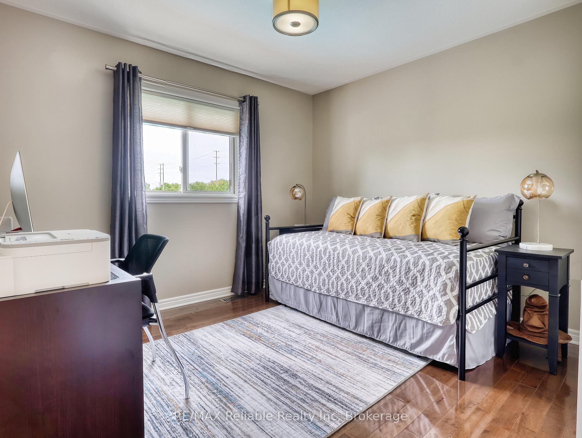 Photo 15 of 3 Montrose Street, St. Catharines, Rykert/Vansickle — HOMEH