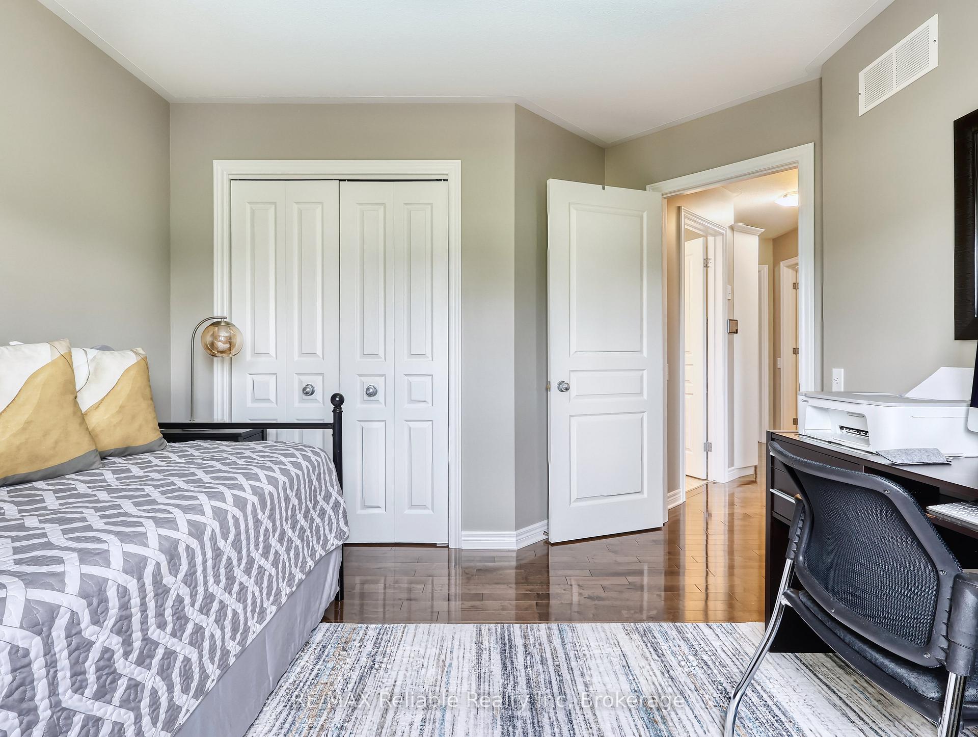Photo 17 of 3 Montrose Street, St. Catharines, Rykert/Vansickle — HOMEH