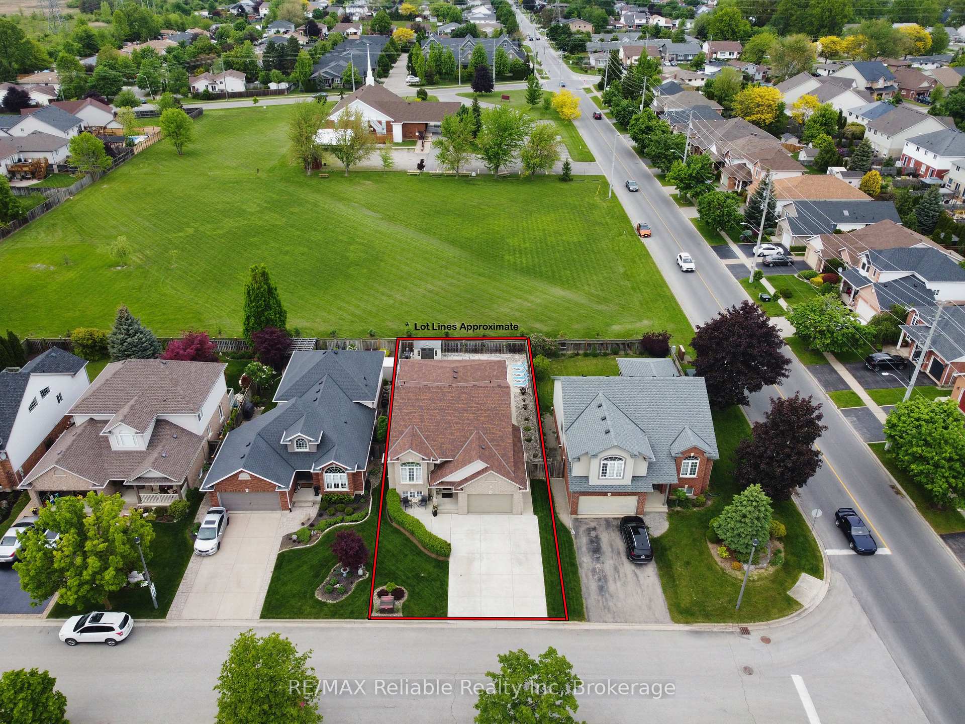 Photo 46 of 3 Montrose Street, St. Catharines, Rykert/Vansickle — HOMEH