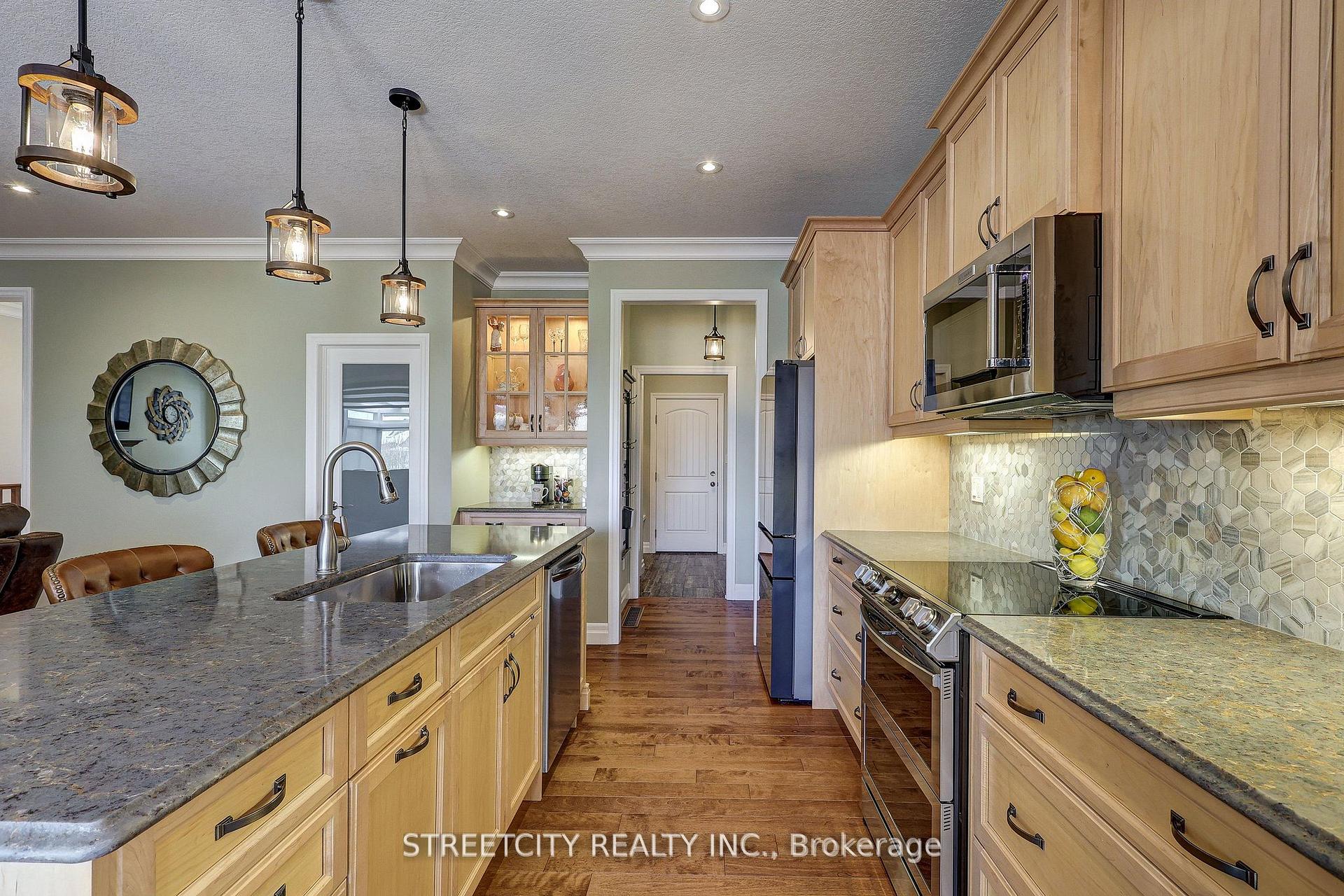 Photo 21 of 32 Acorn Trail, St. Thomas — HOMEH