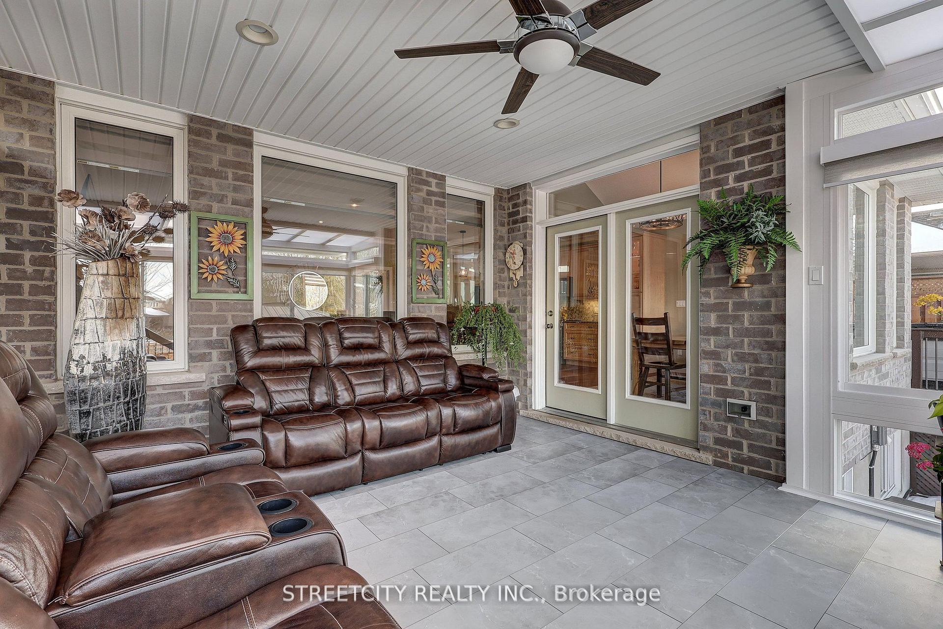 Photo 24 of 32 Acorn Trail, St. Thomas — HOMEH