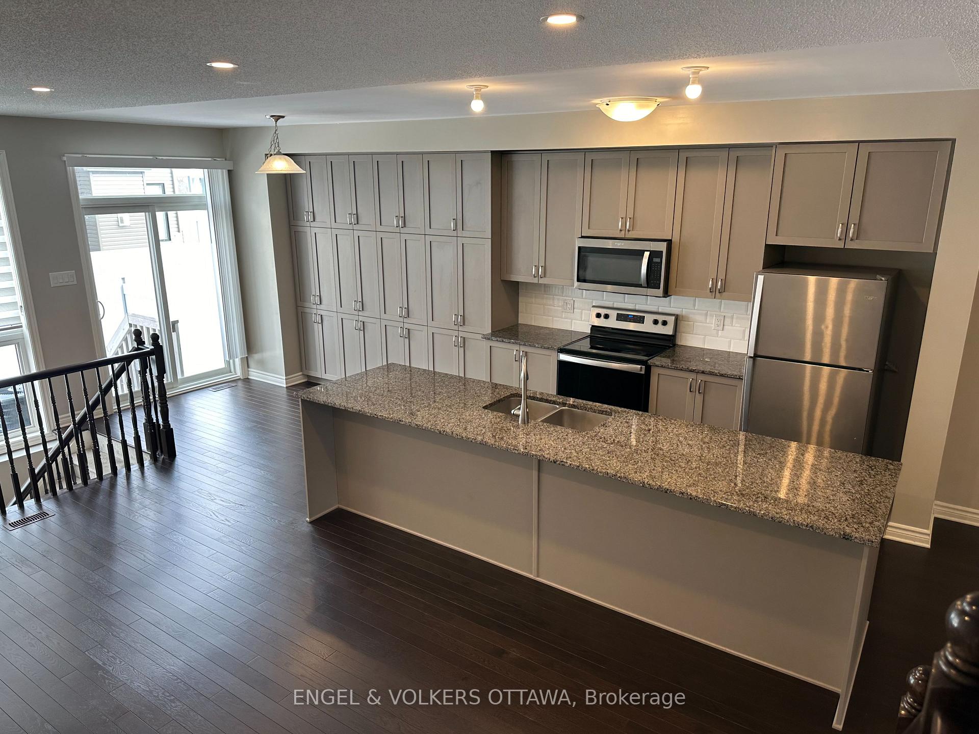 Photo 3 of 1203 Cavallo Street, Ottawa, Stittsville (South) — HOMEH