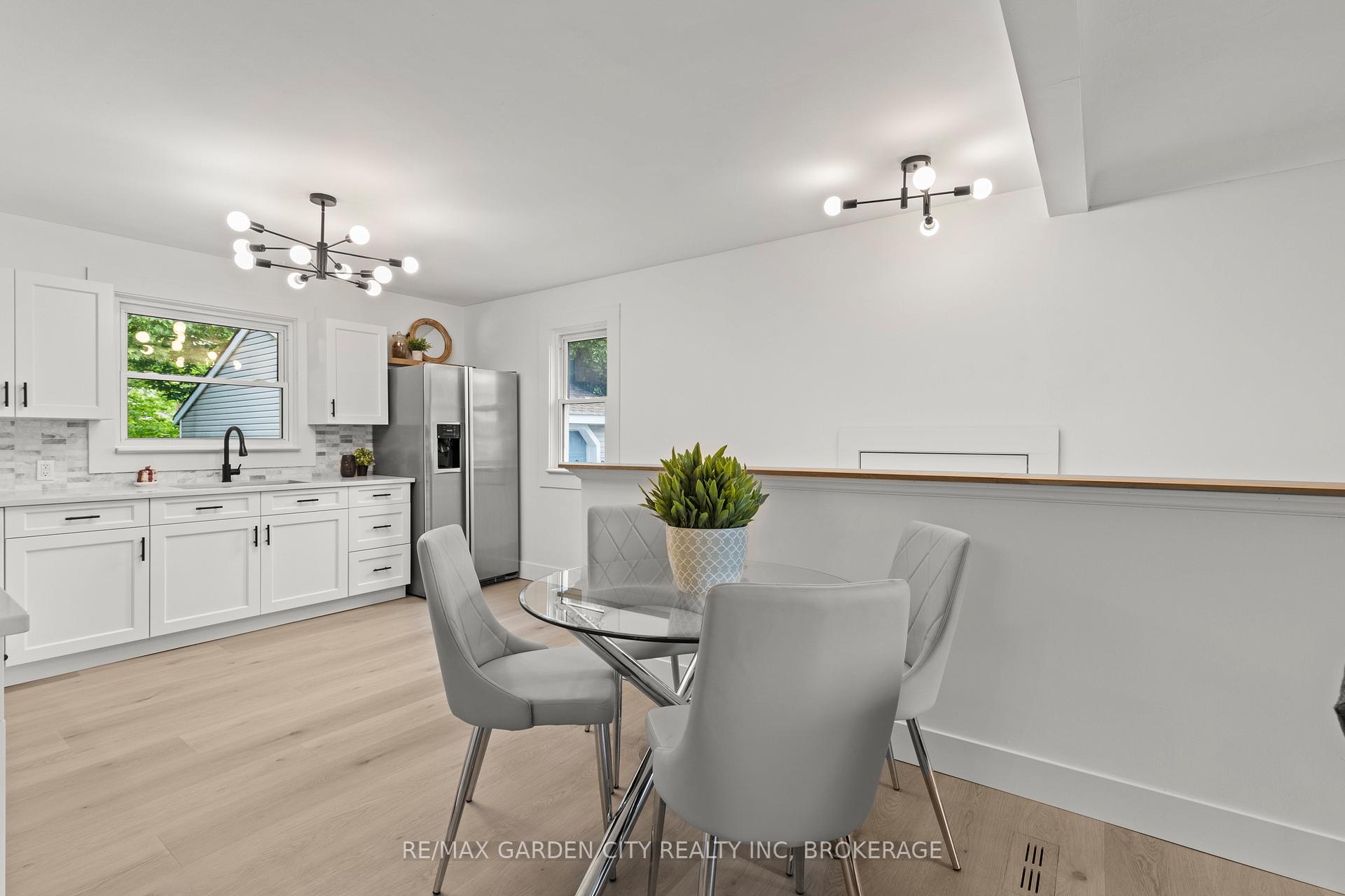 Photo 7 of 529 Bunting Road, St. Catharines, Bunting/Linwell — HOMEH