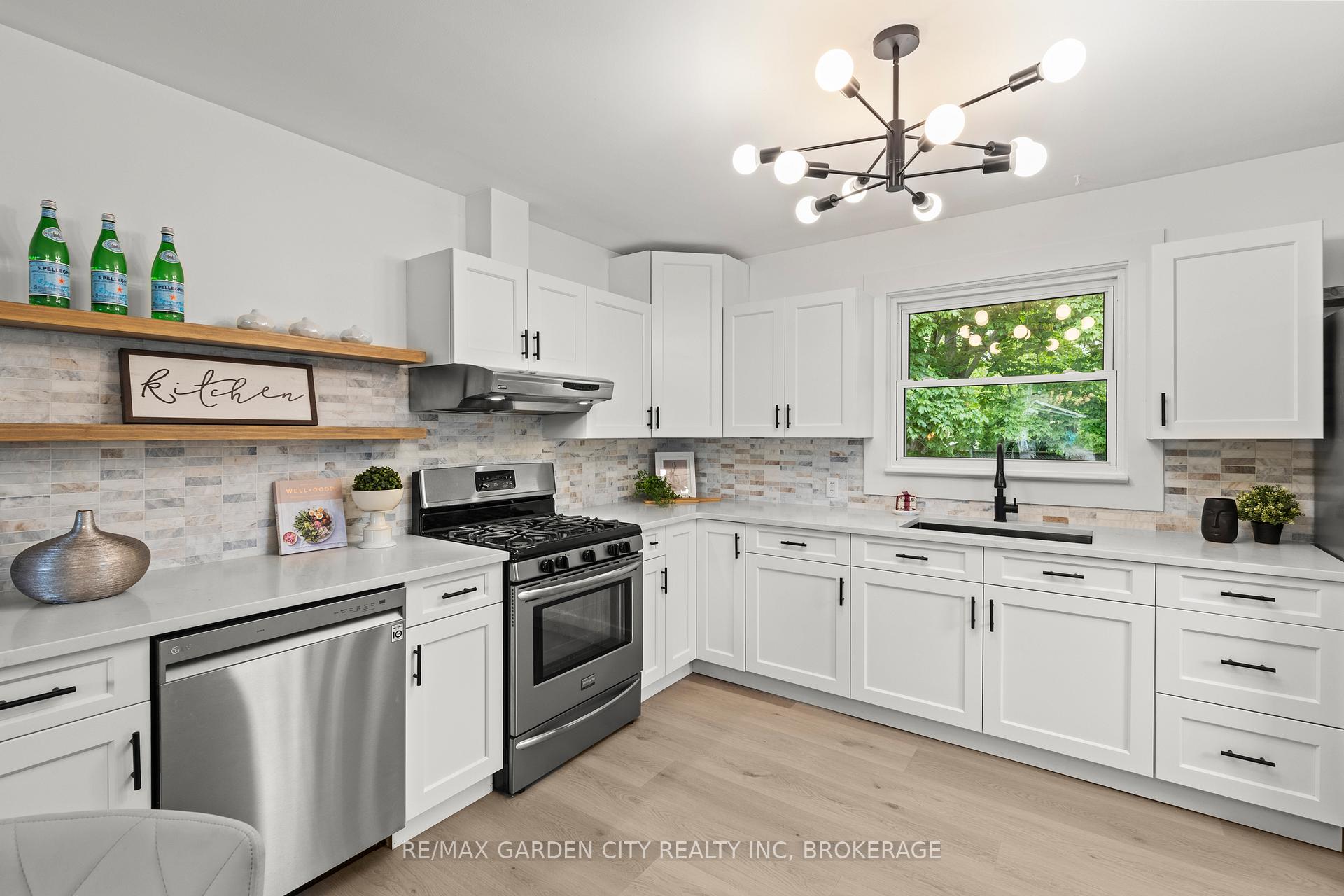 Photo 8 of 529 Bunting Road, St. Catharines, Bunting/Linwell — HOMEH