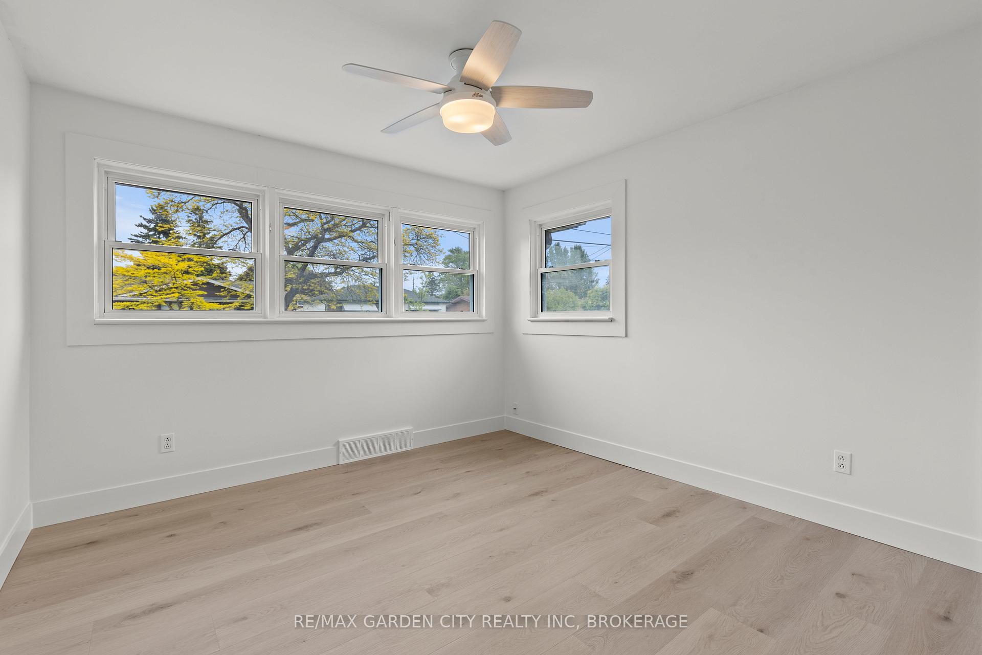 Photo 13 of 529 Bunting Road, St. Catharines, Bunting/Linwell — HOMEH